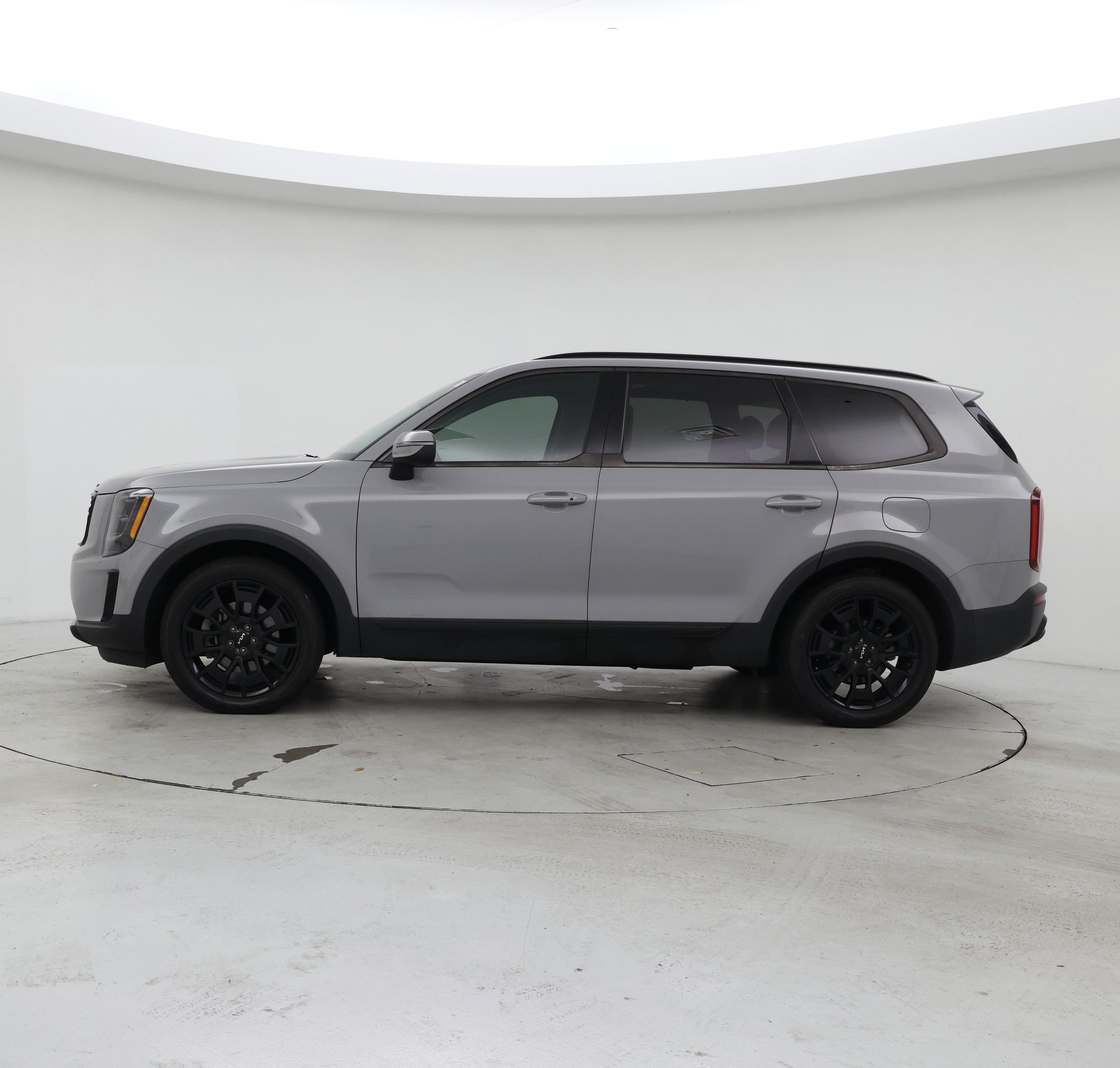 Thumbnail: 2022 Kia Telluride - 3