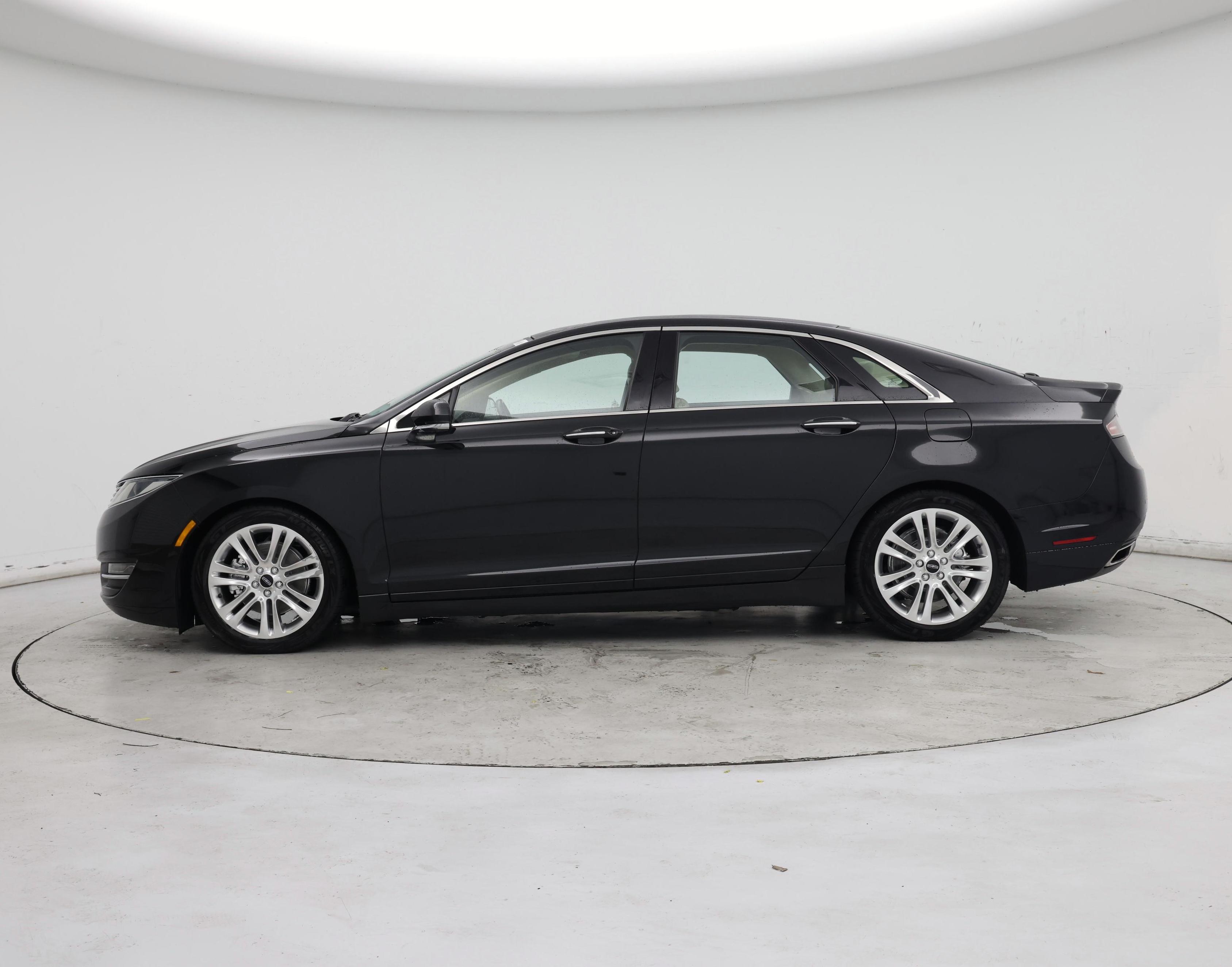 Thumbnail: 2014 Lincoln MKZ - 3