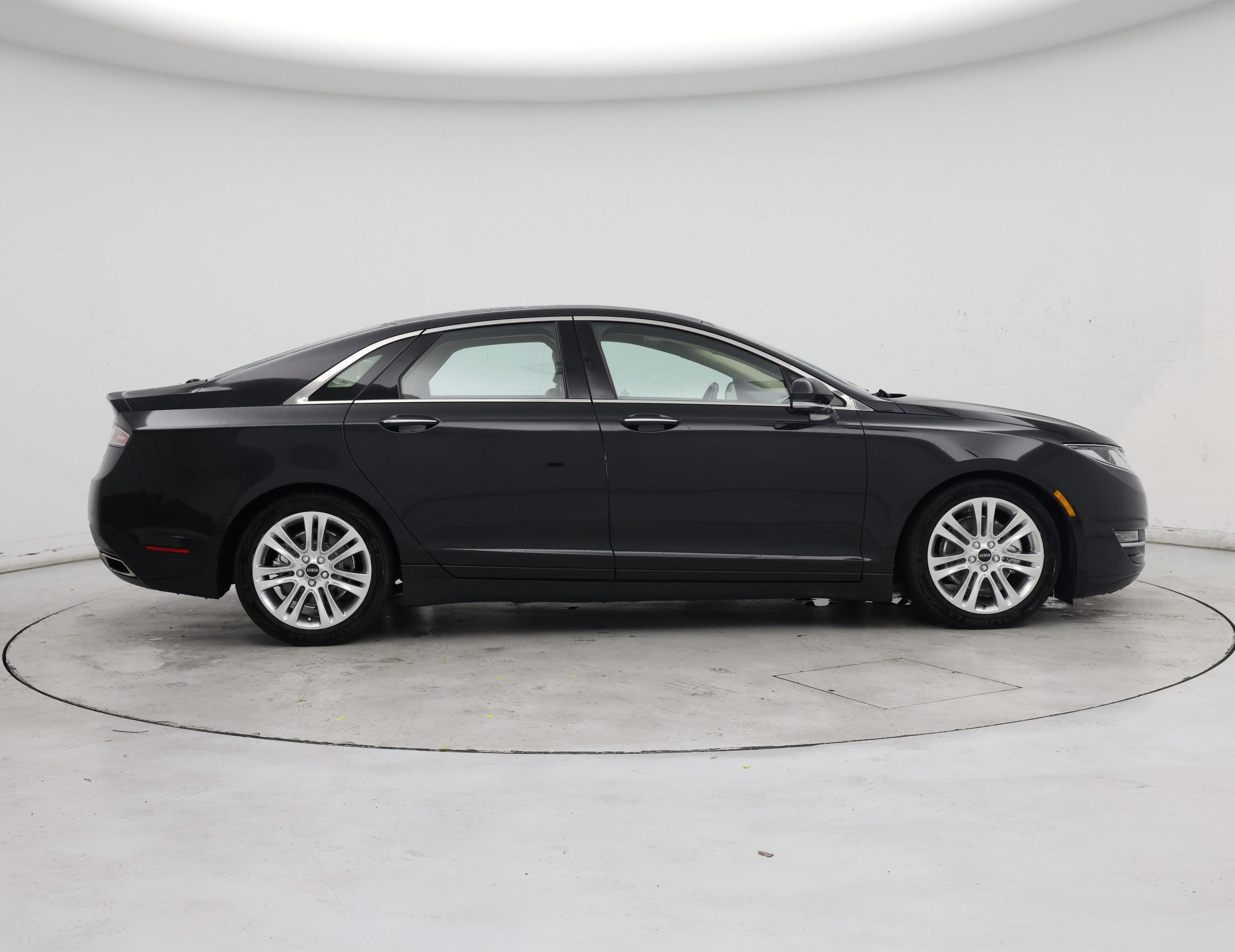 Thumbnail: 2014 Lincoln MKZ - 7