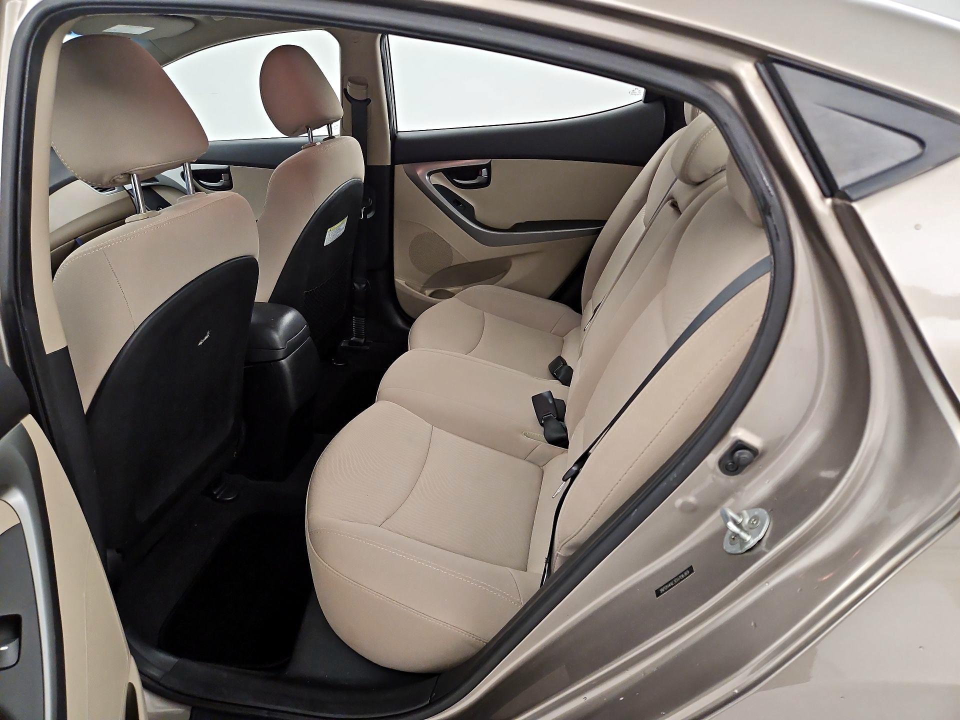 Thumbnail: 2016 Hyundai Elantra - 18