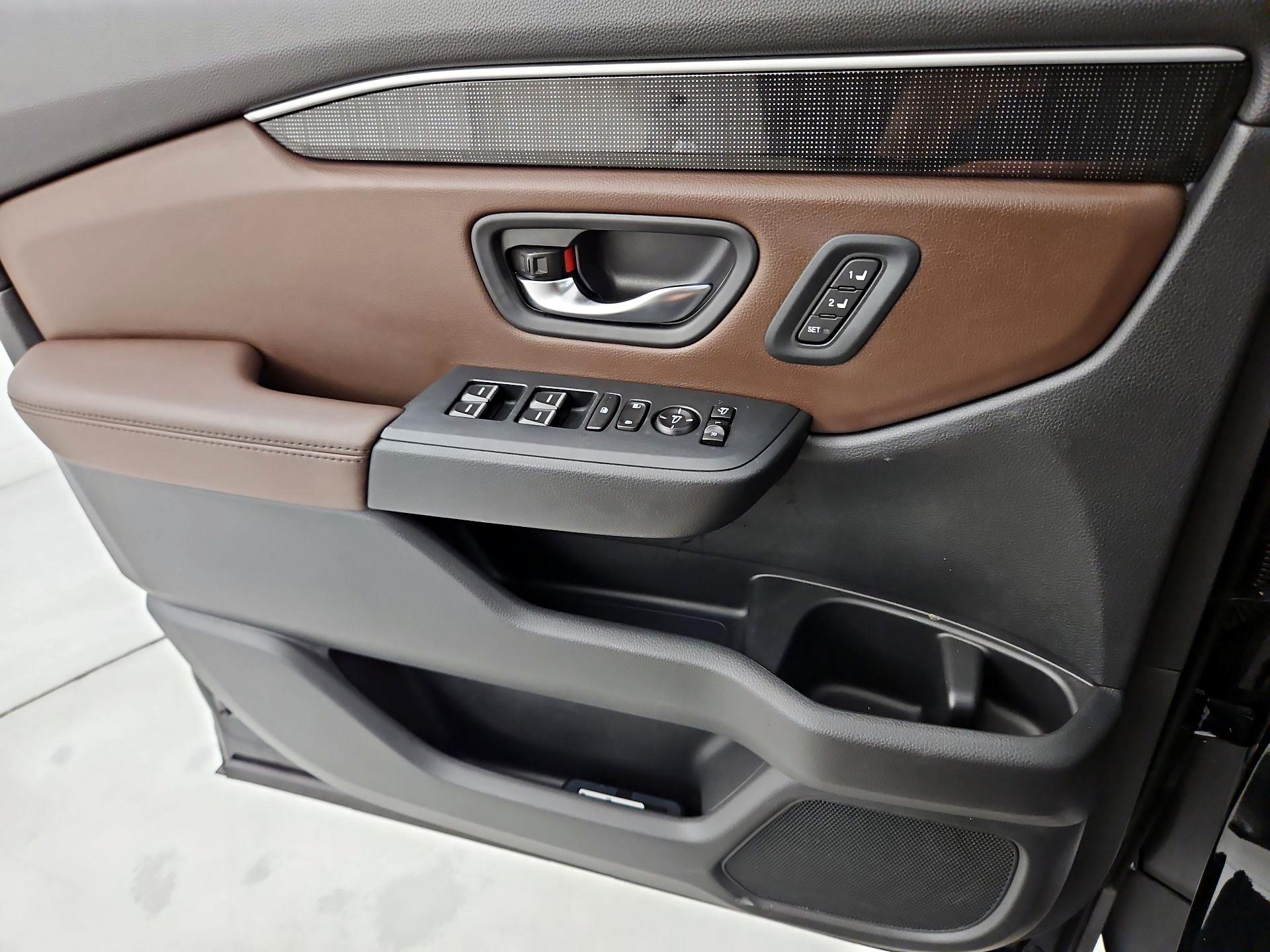 Thumbnail: 2024 Honda Pilot - 12
