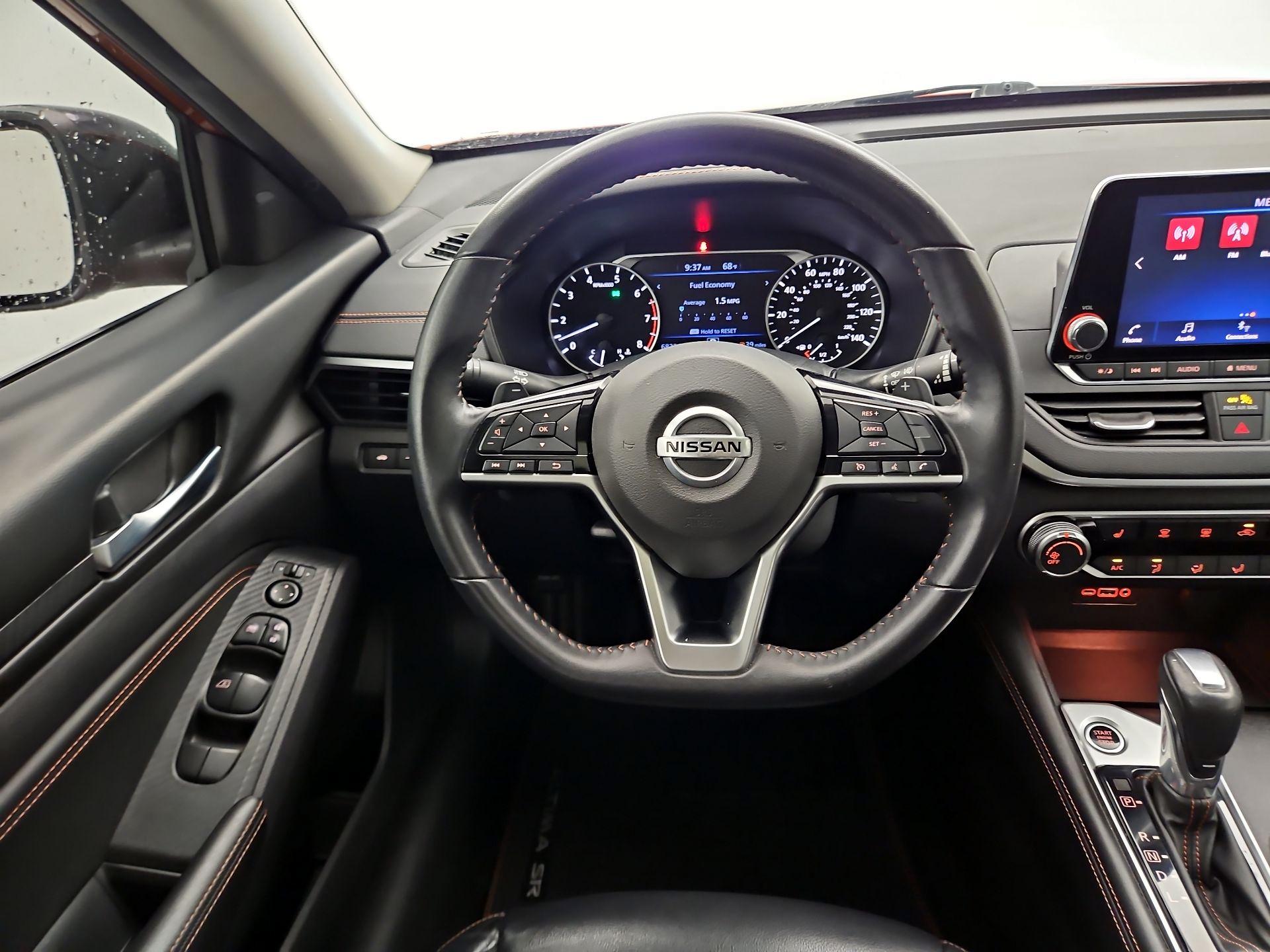 Thumbnail: 2020 Nissan Altima - 10