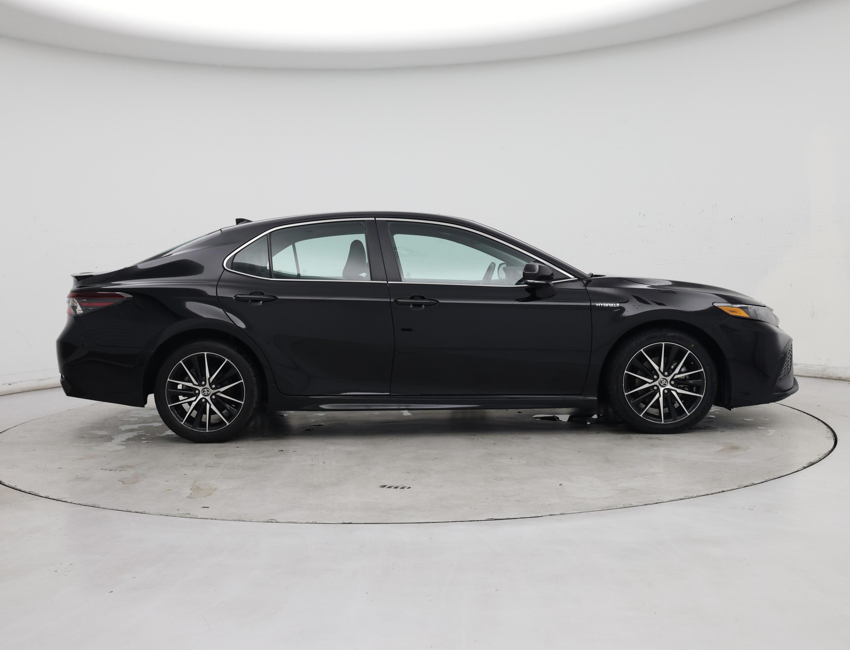 Thumbnail: 2021 Toyota Camry - 7