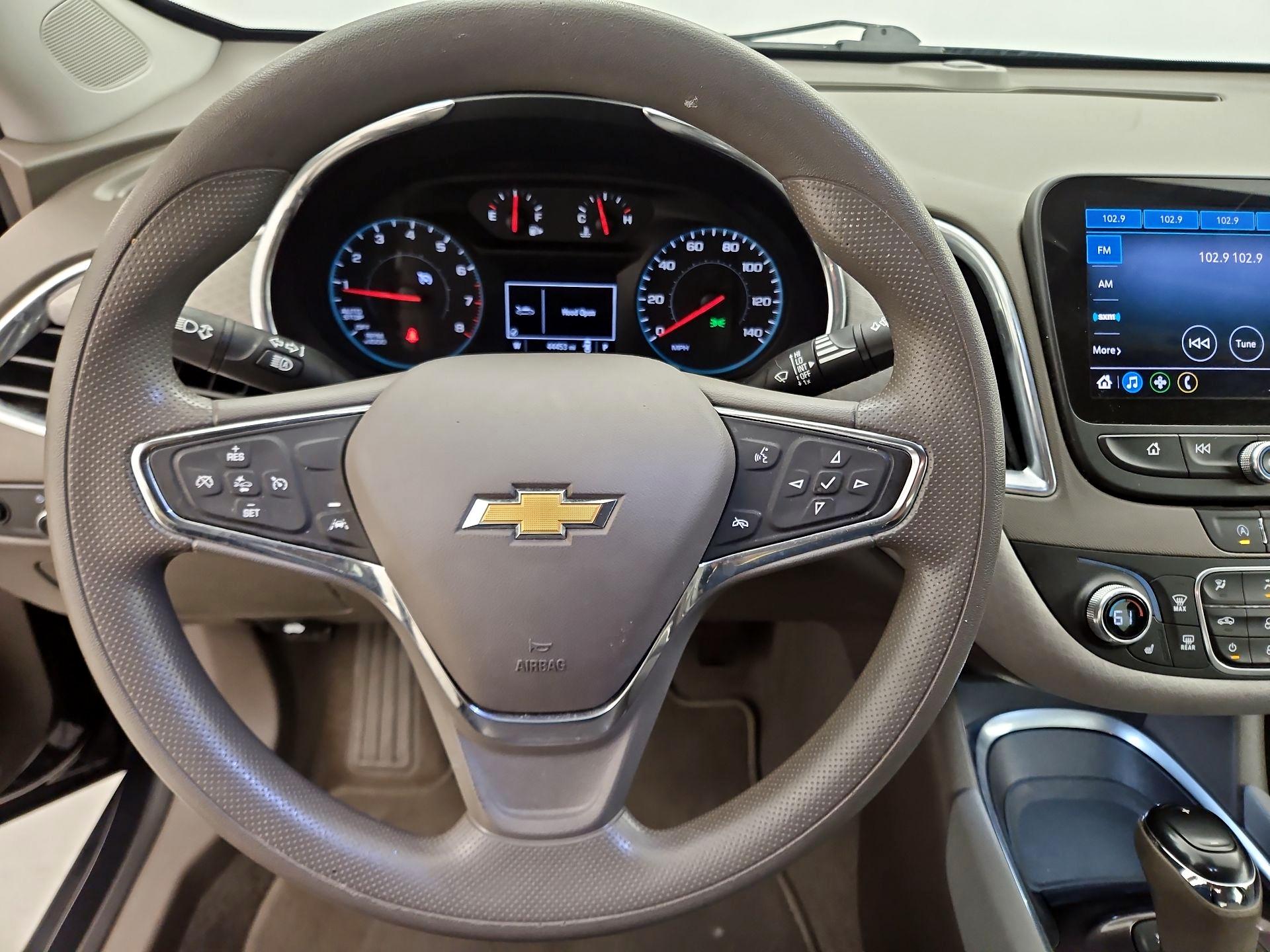 Thumbnail: 2020 Chevrolet Malibu - 10