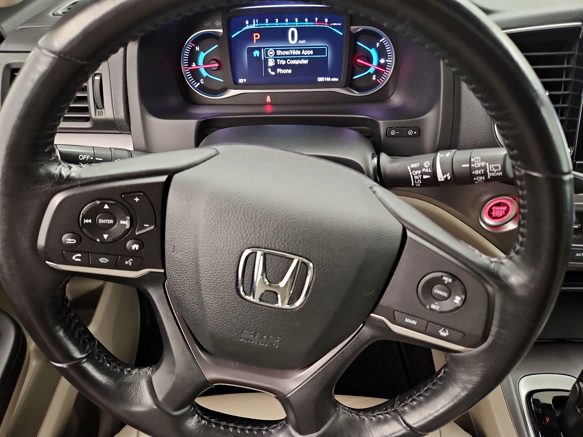 Thumbnail: 2019 Honda Pilot - 10