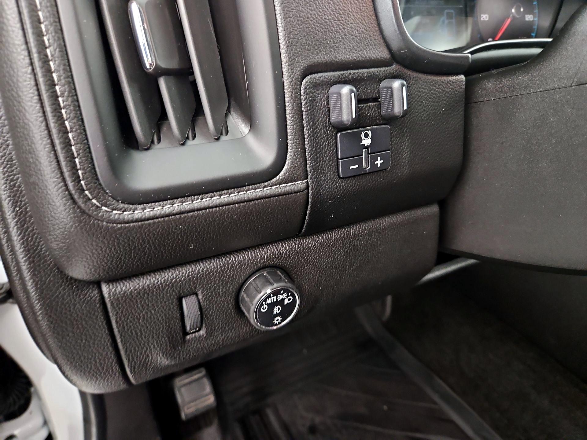 Thumbnail: 2017 GMC Canyon - 13