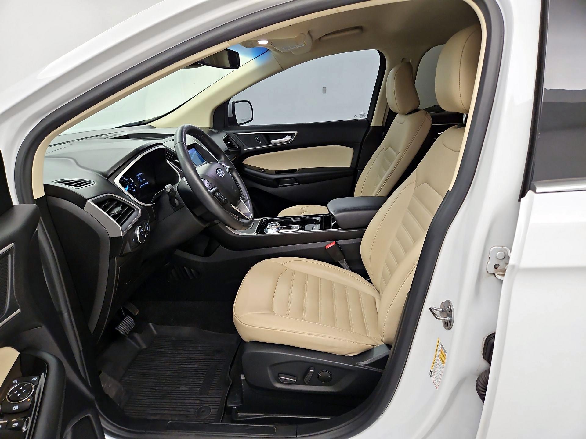 Thumbnail: 2020 Ford Edge - 11