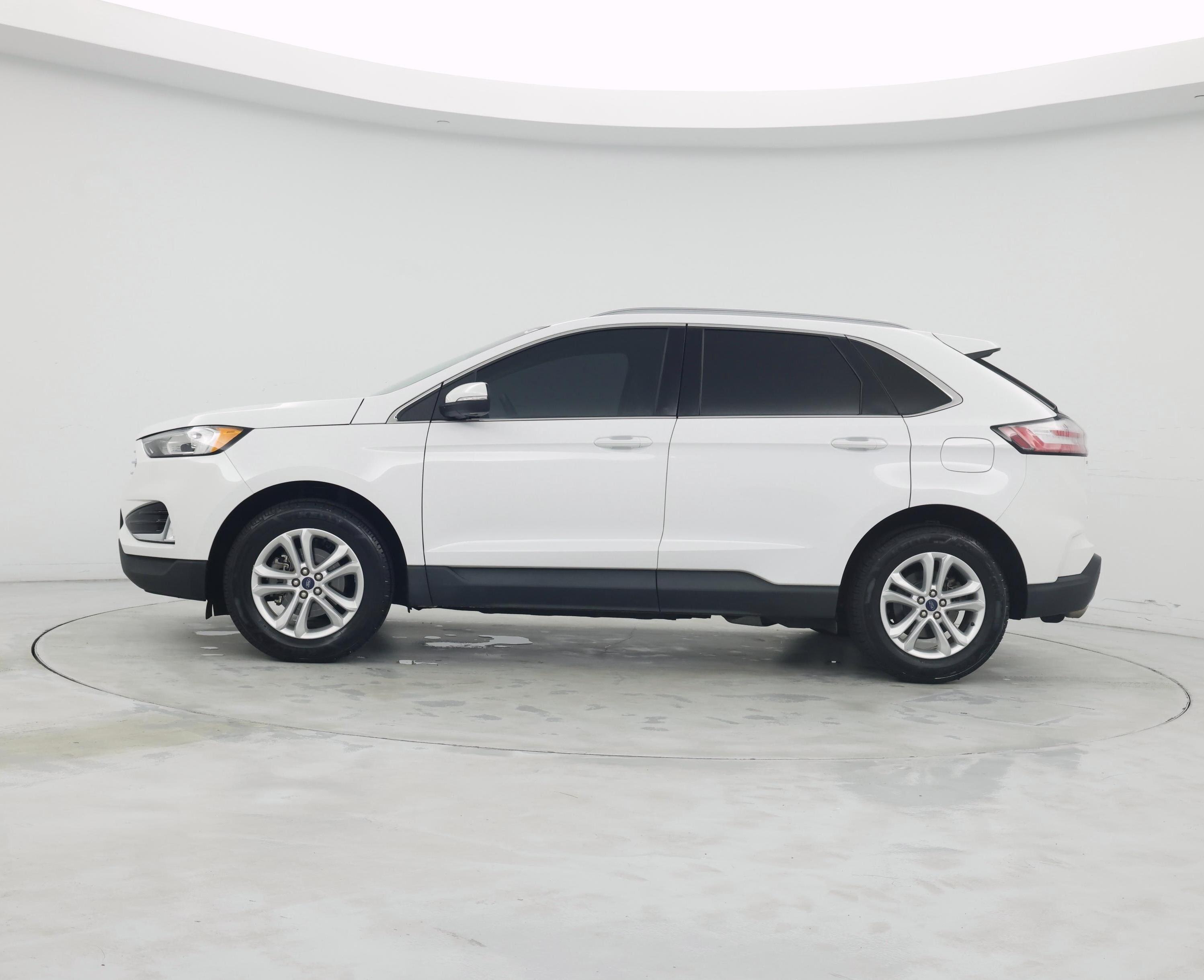 Thumbnail: 2020 Ford Edge - 3