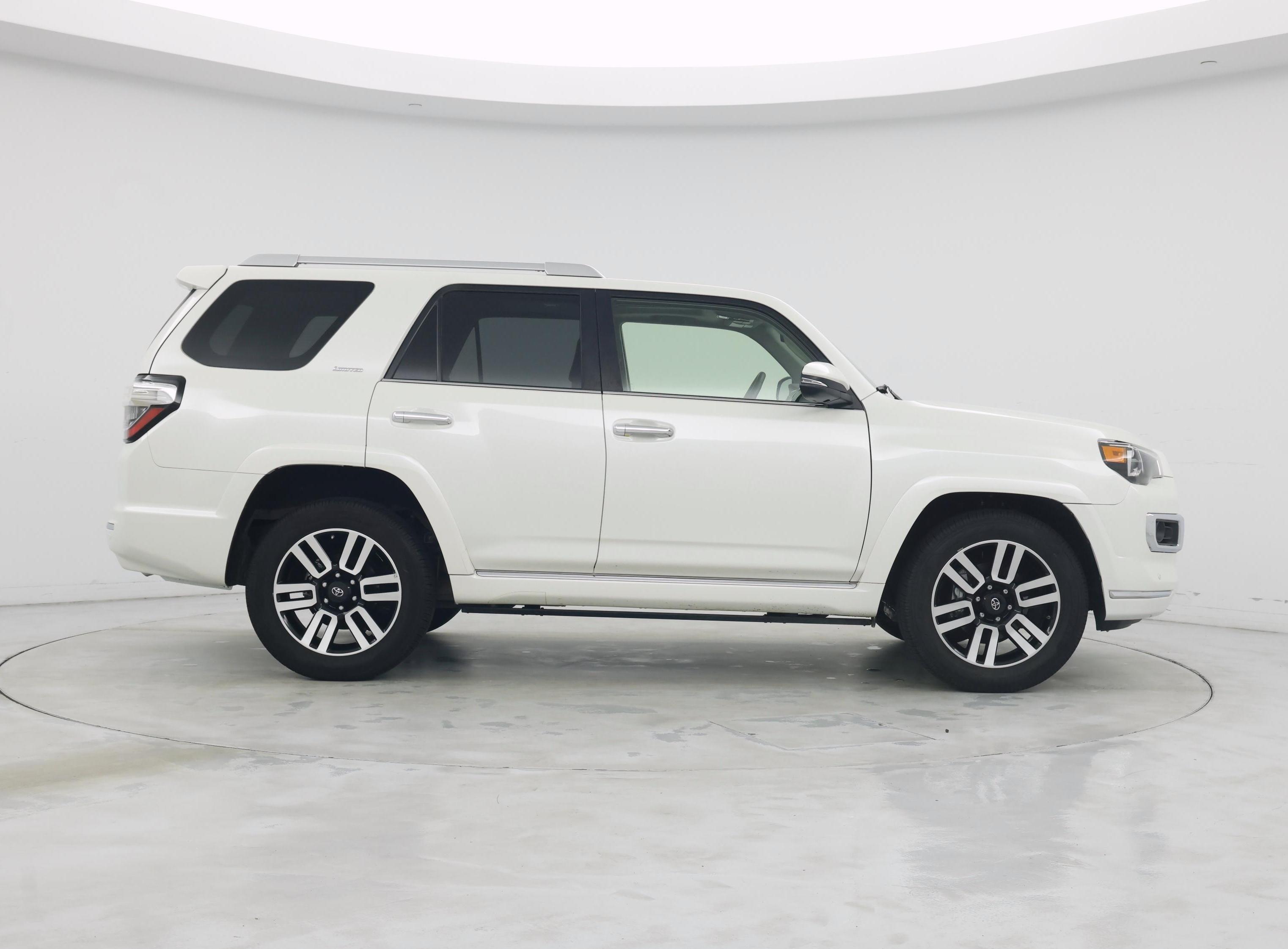 Thumbnail: 2021 Toyota 4Runner - 7