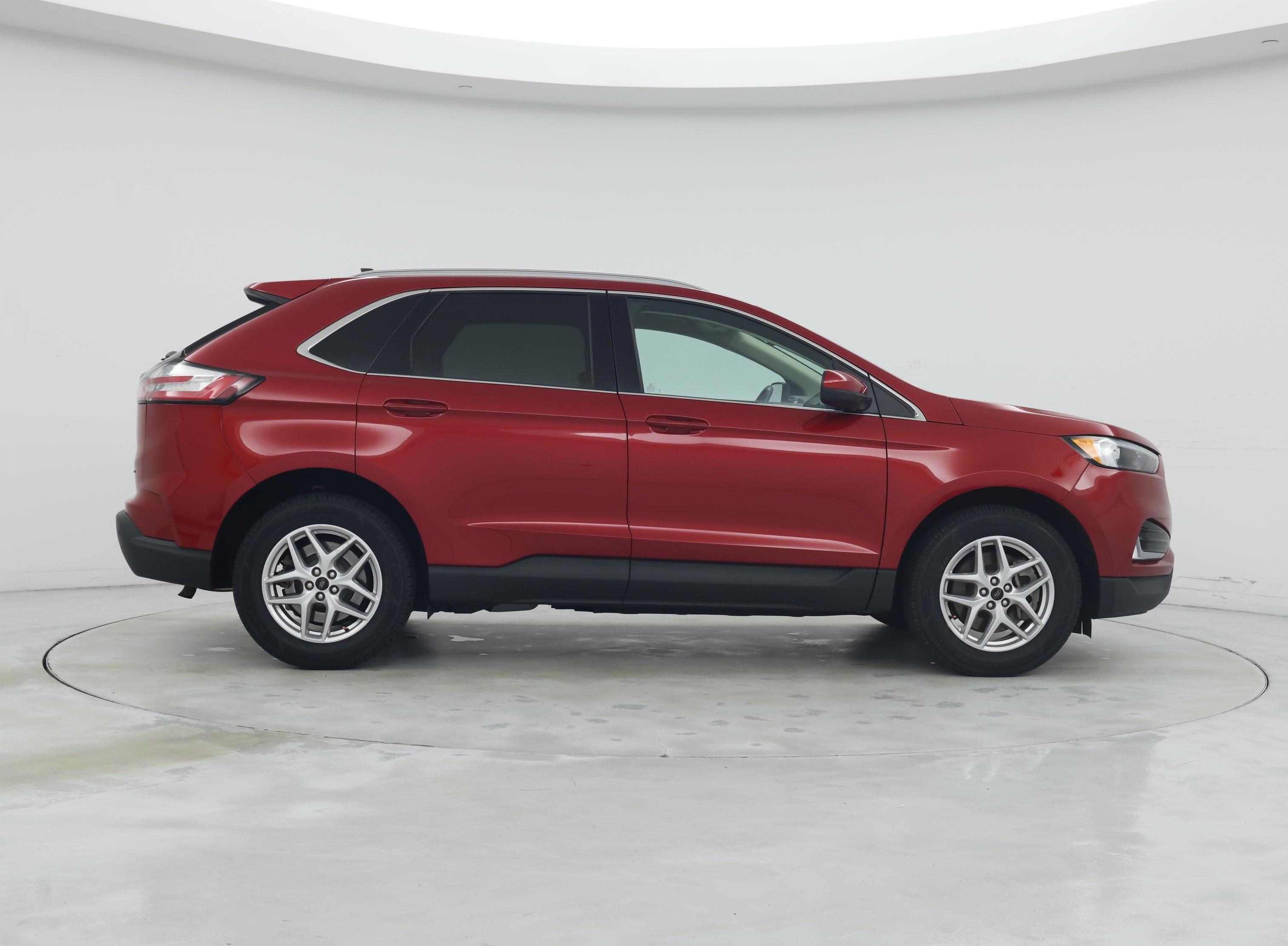 Thumbnail: 2023 Ford Edge - 7