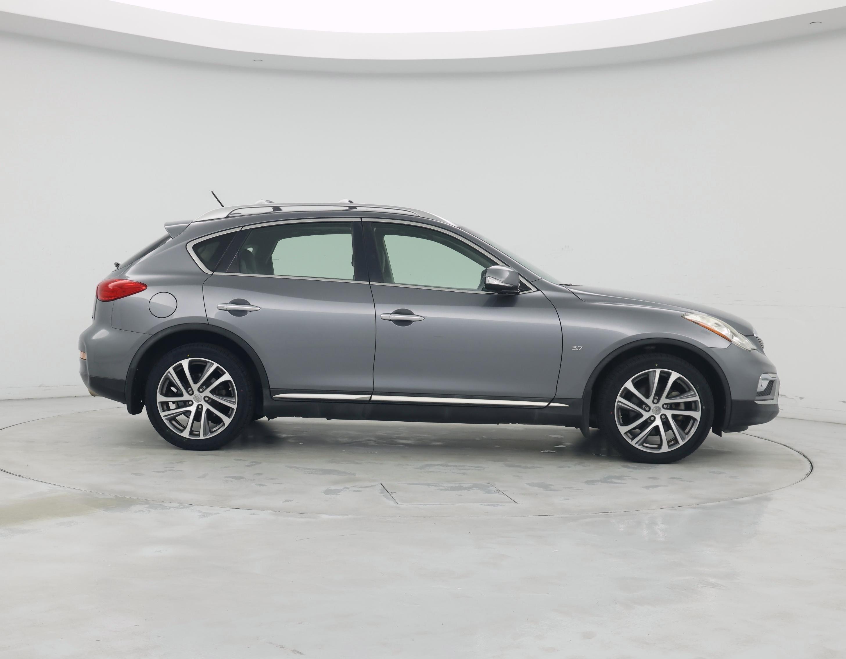 Thumbnail: 2017 INFINITI QX50 - 7