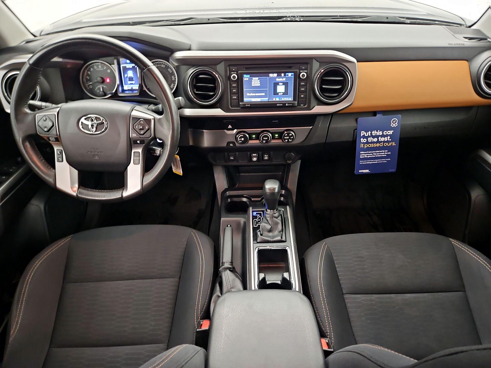 Thumbnail: 2019 Toyota Tacoma - 9