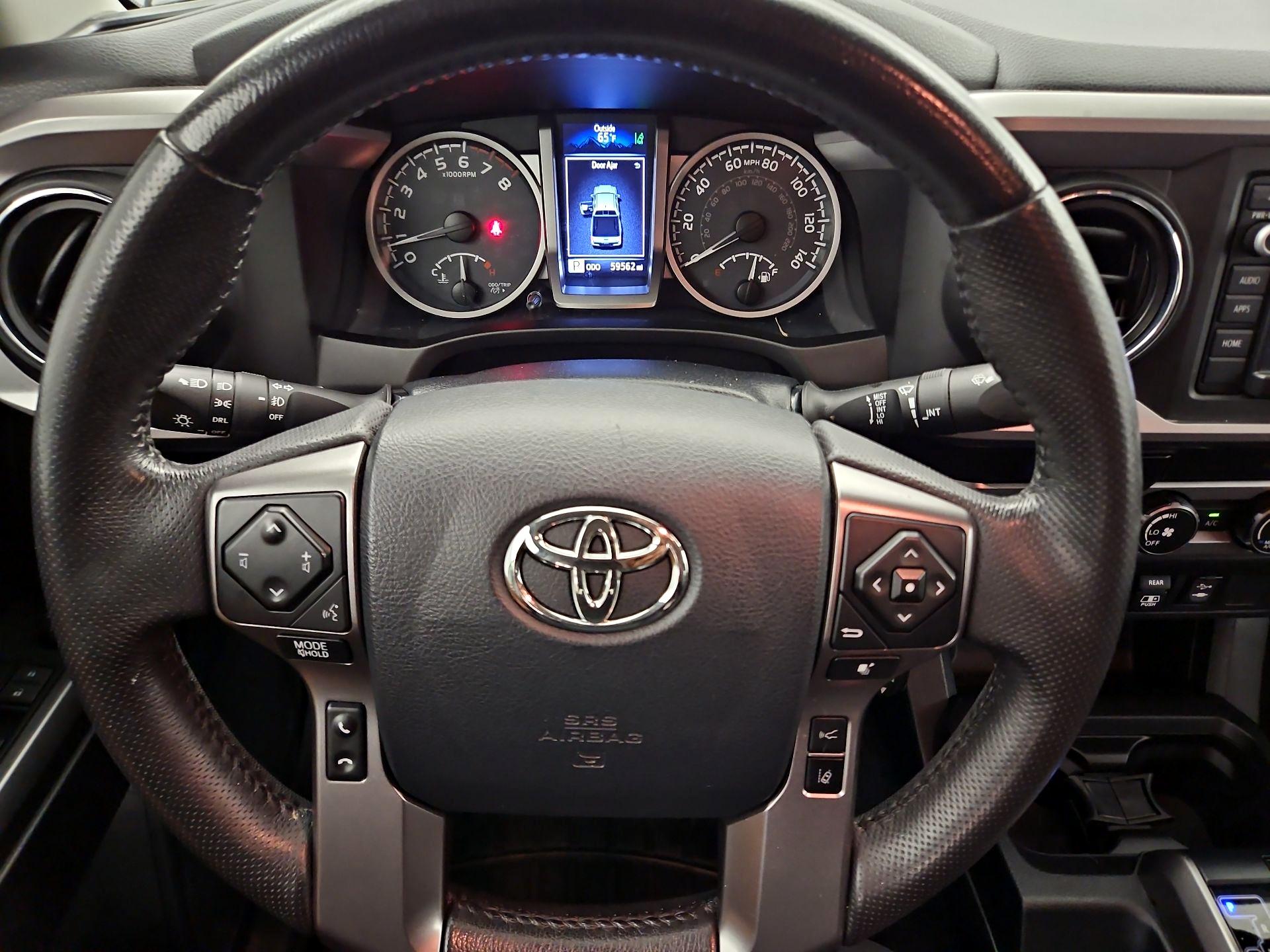 Thumbnail: 2019 Toyota Tacoma - 10