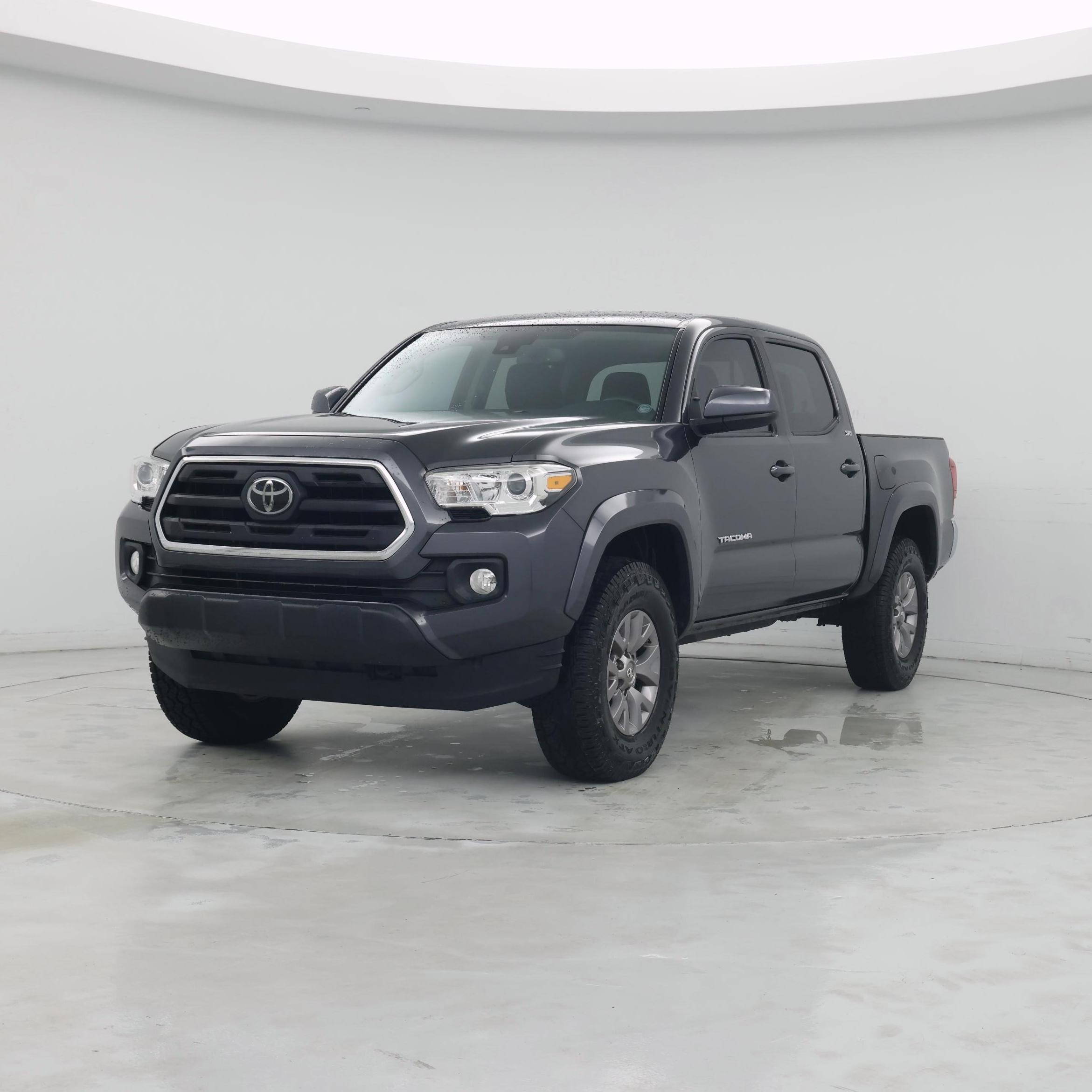 Thumbnail: 2019 Toyota Tacoma - 4