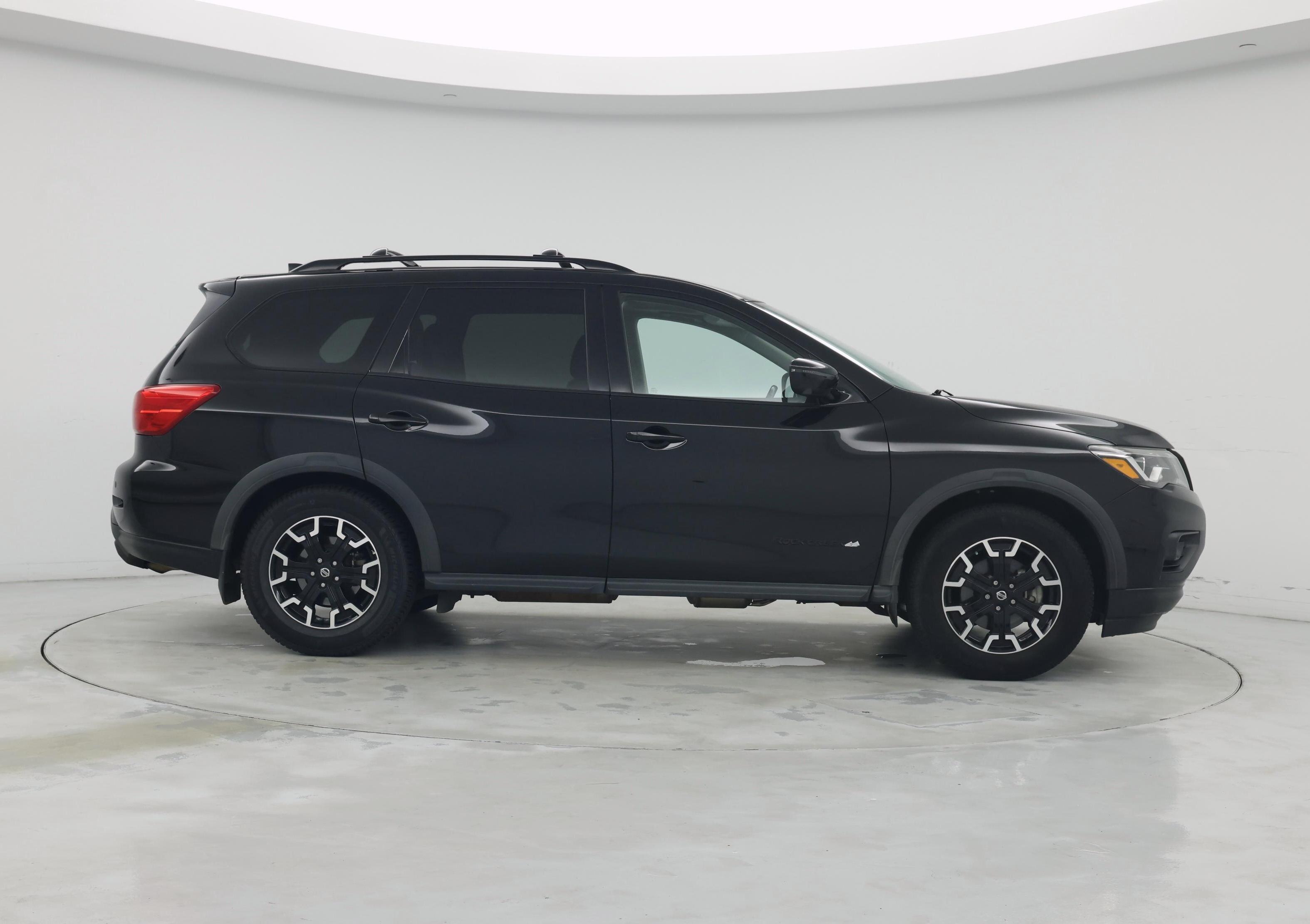 Thumbnail: 2020 Nissan Pathfinder - 7