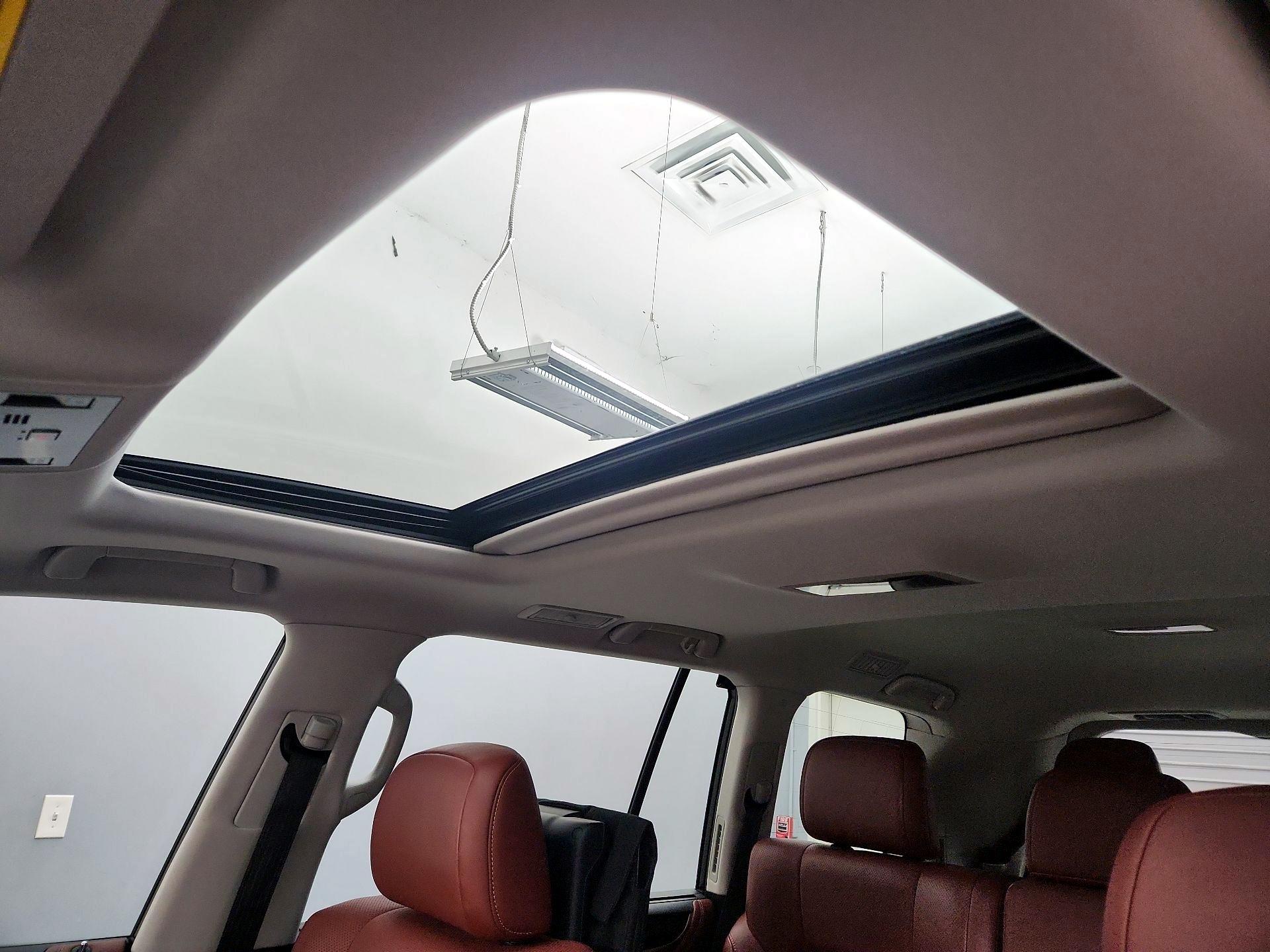 Thumbnail: 2016 Lexus LX - 20