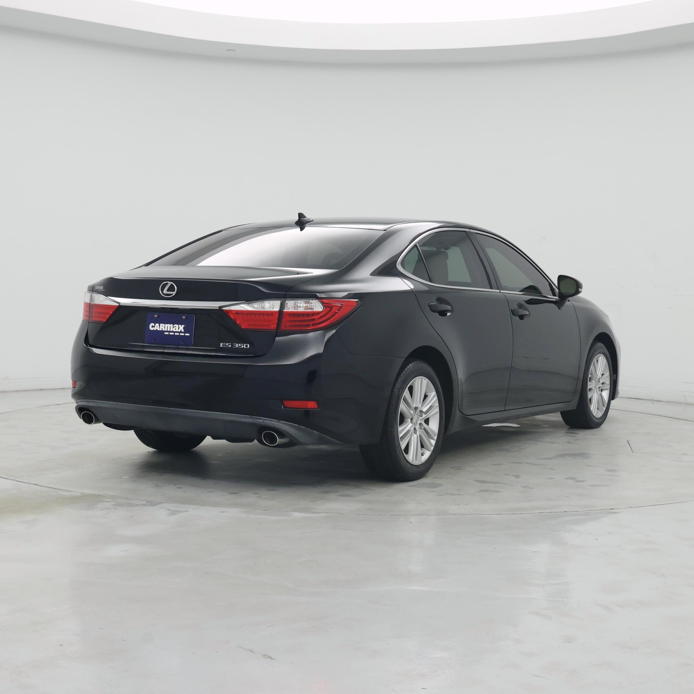 Thumbnail: 2014 Lexus ES - 8