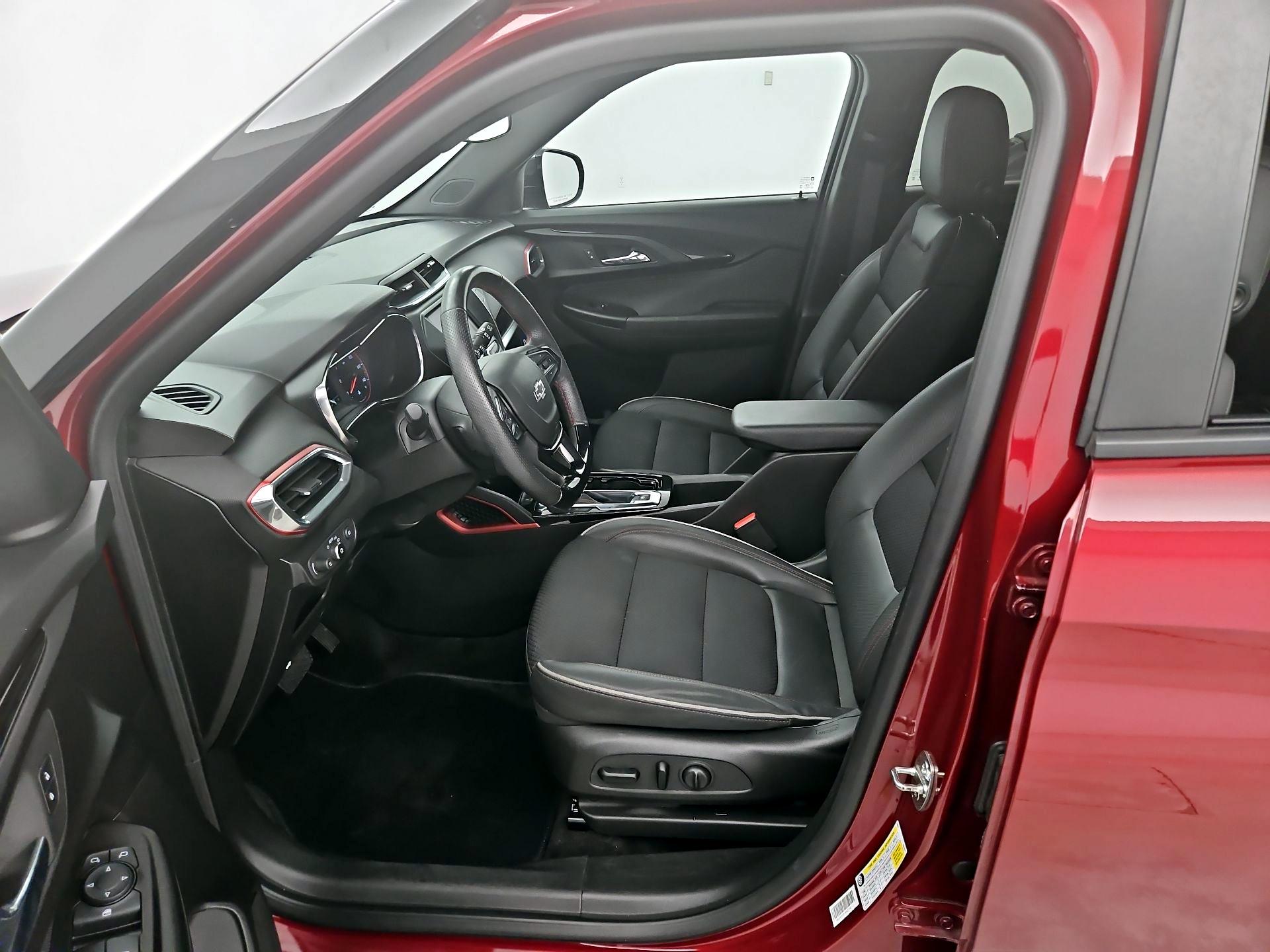 Thumbnail: 2023 Chevrolet TrailBlazer - 11