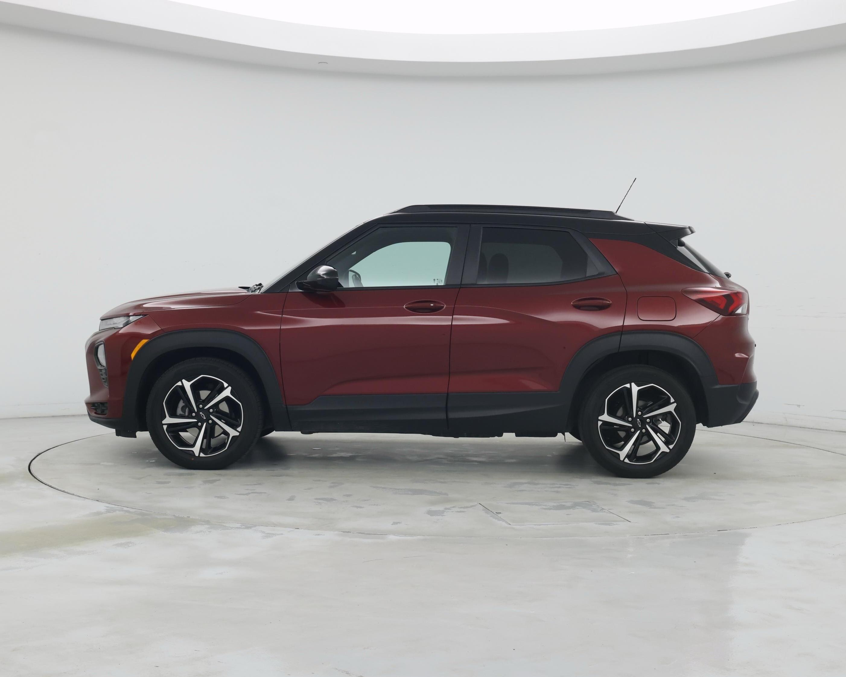 Thumbnail: 2023 Chevrolet TrailBlazer - 3