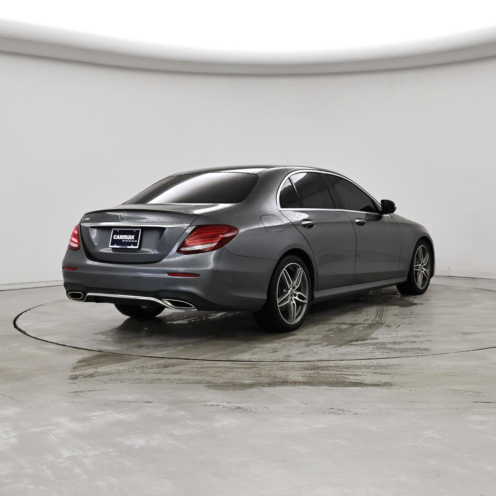 Thumbnail: 2018 Mercedes-Benz E-Class - 8