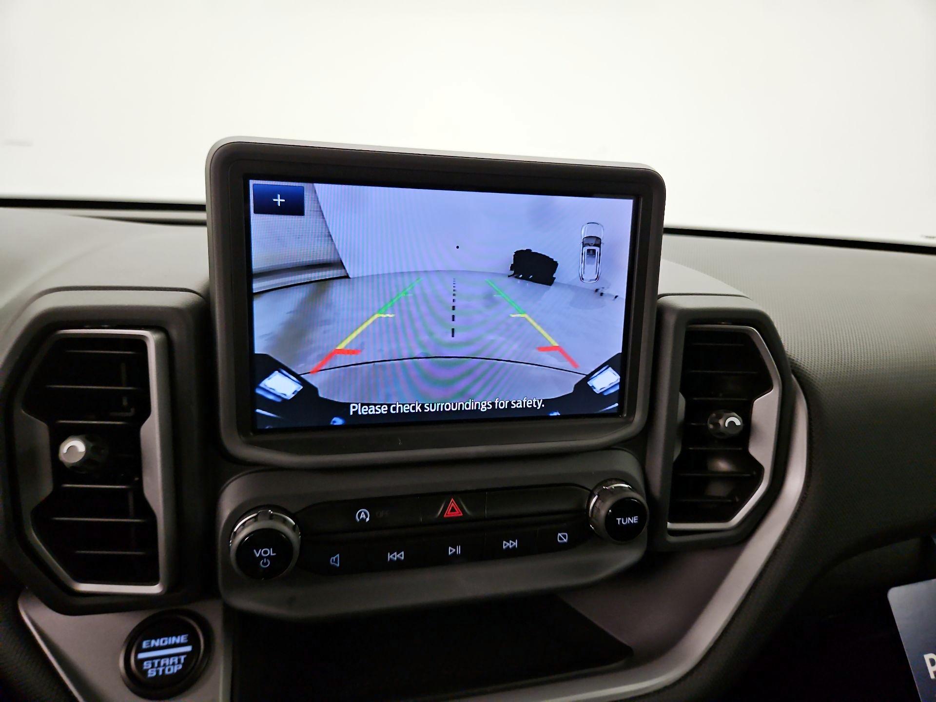 Thumbnail: 2023 Ford Bronco Sport - 14