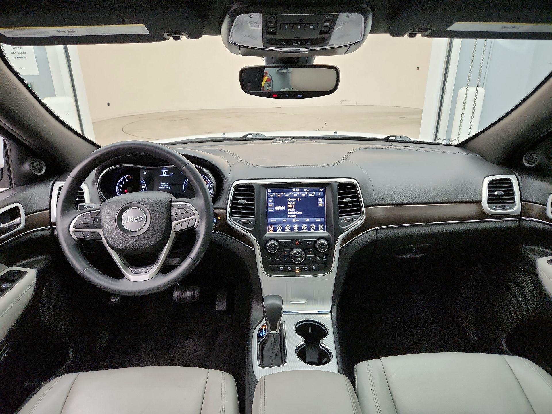 Thumbnail: 2018 Jeep Grand Cherokee - 9