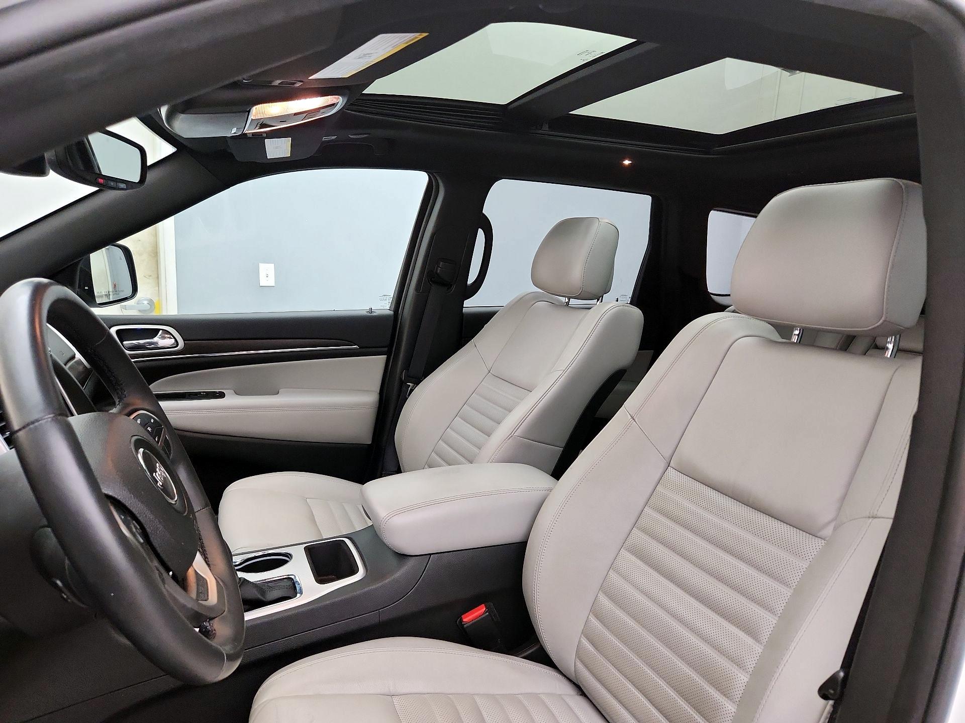 Thumbnail: 2018 Jeep Grand Cherokee - 20