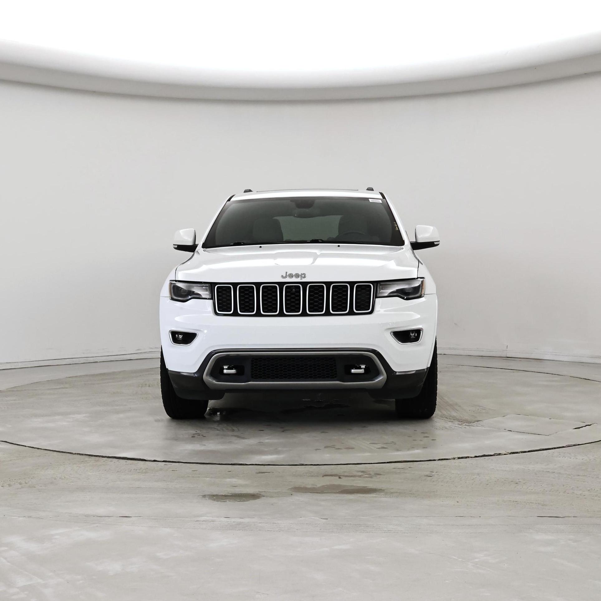 Thumbnail: 2018 Jeep Grand Cherokee - 5