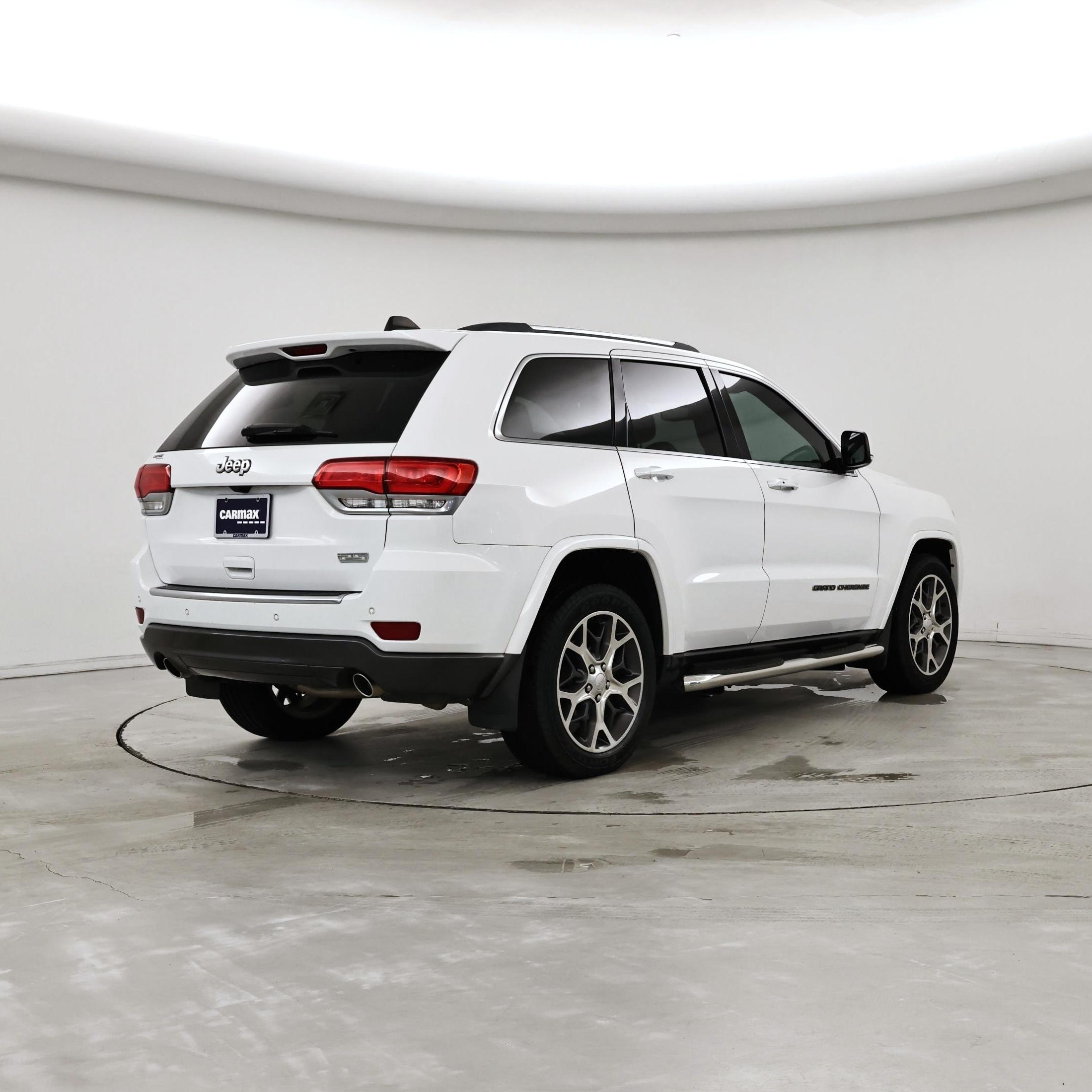 Thumbnail: 2018 Jeep Grand Cherokee - 8