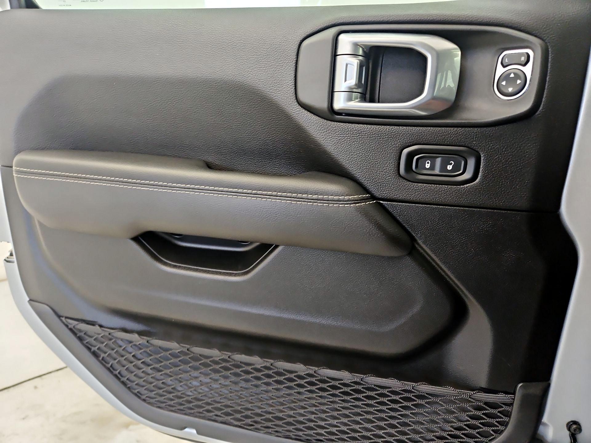 Thumbnail: 2023 Jeep Wrangler - 12