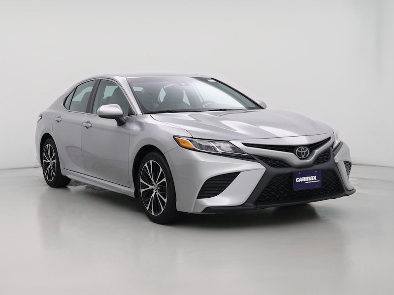 2020 Toyota Camry SE -
                  Hickory, NC