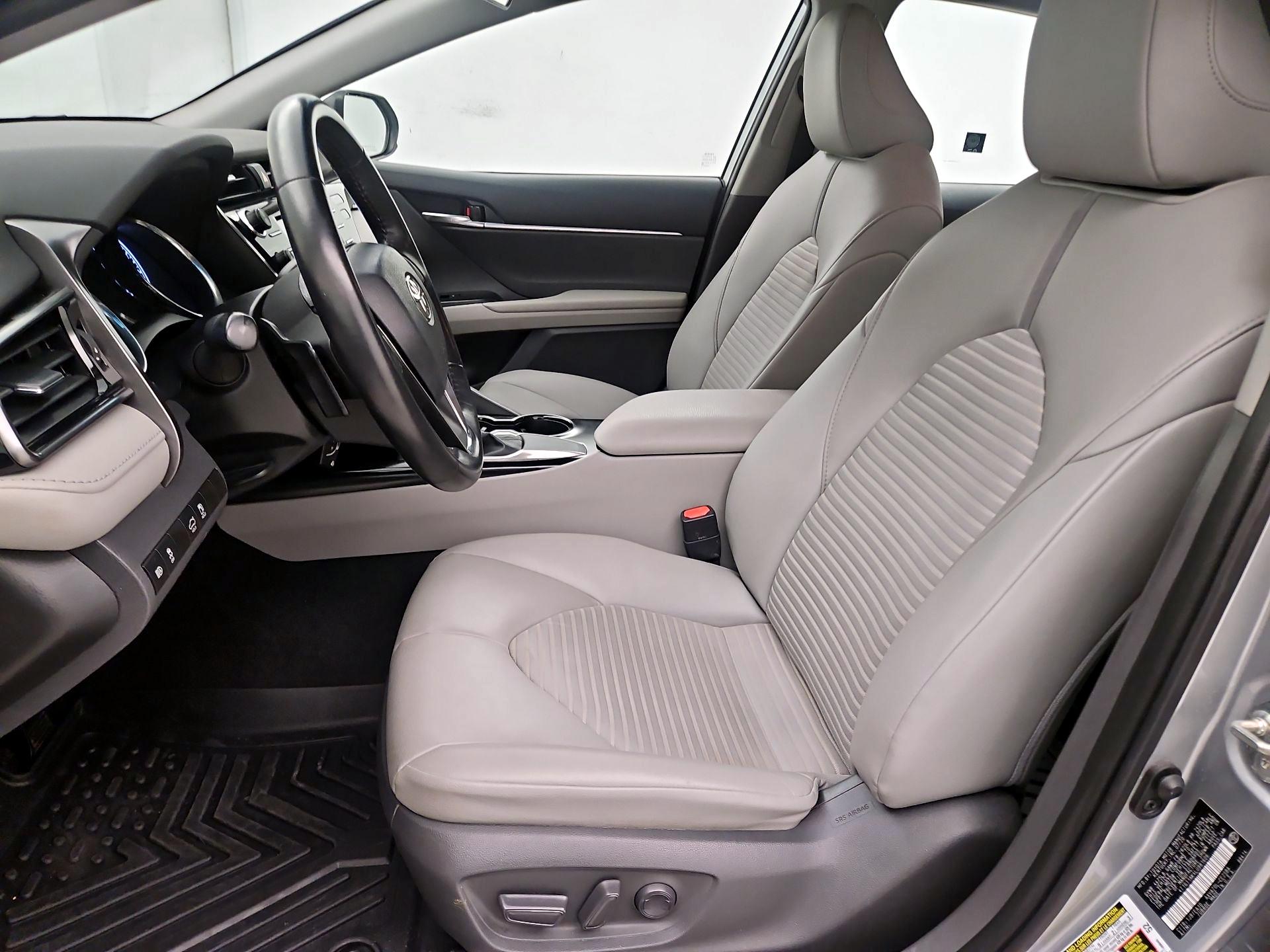 Thumbnail: 2020 Toyota Camry - 11