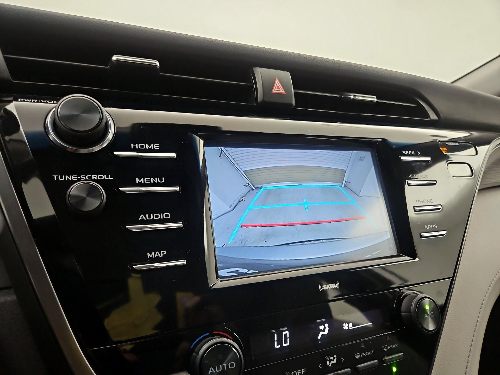 Thumbnail: 2020 Toyota Camry - 14