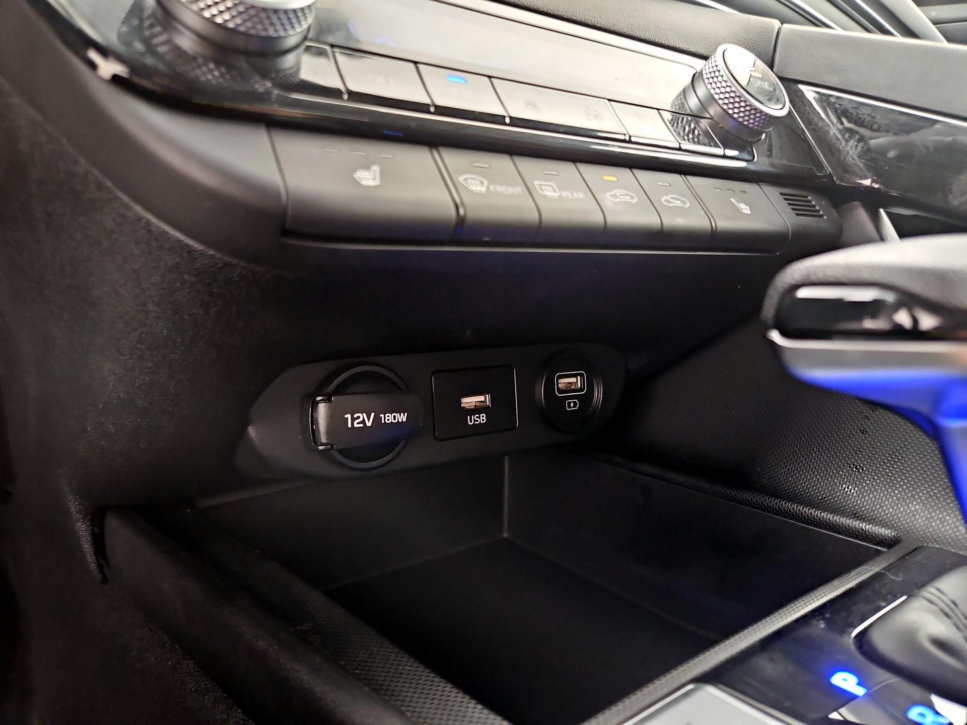 Thumbnail: 2021 Hyundai Elantra - 18