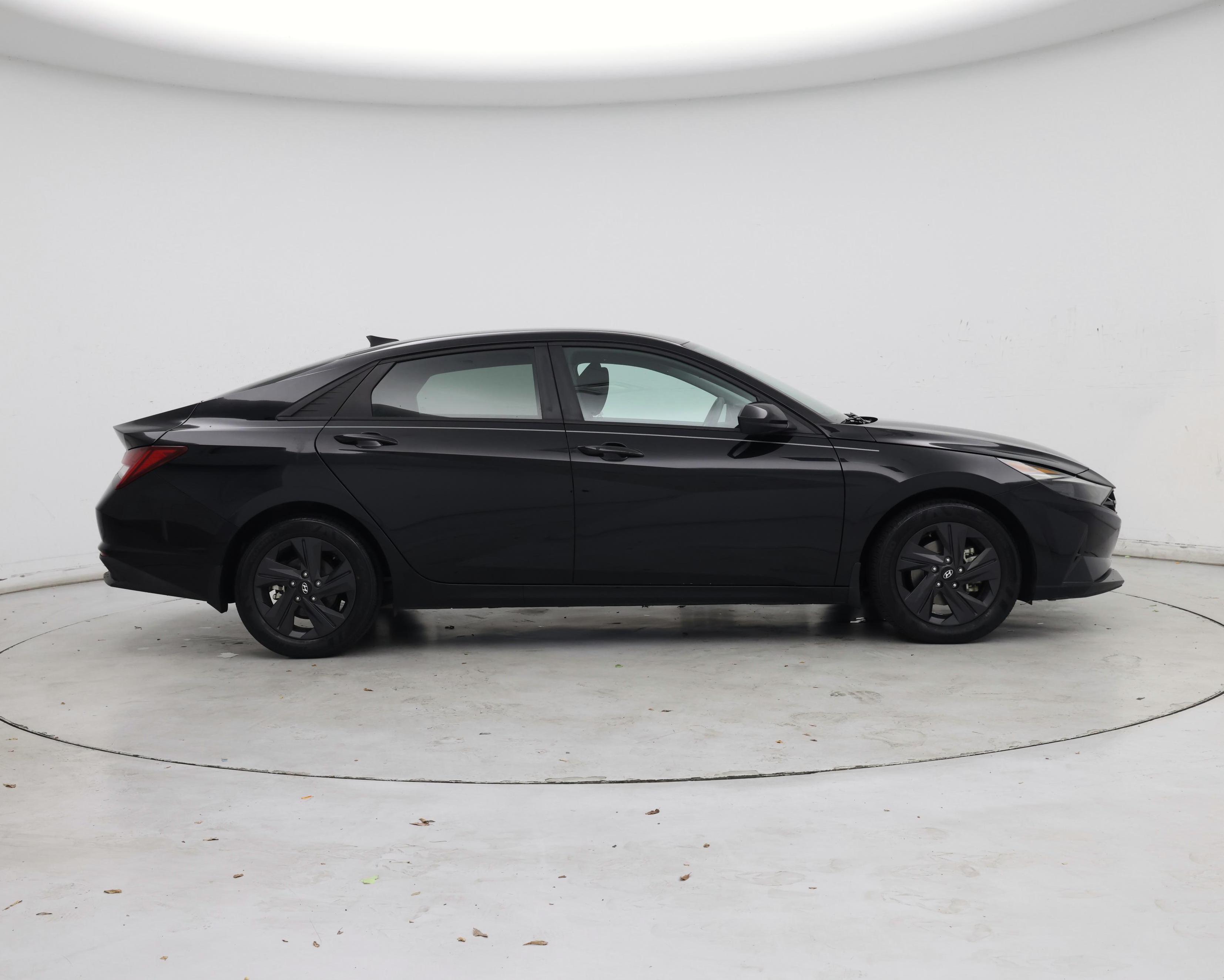 Thumbnail: 2021 Hyundai Elantra - 7
