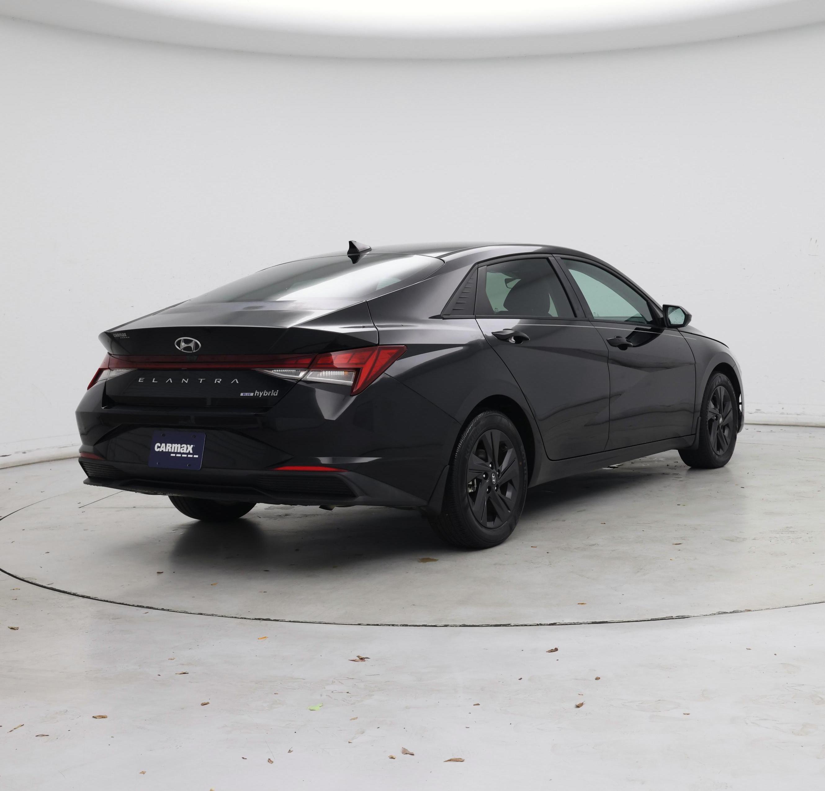 Thumbnail: 2021 Hyundai Elantra - 8