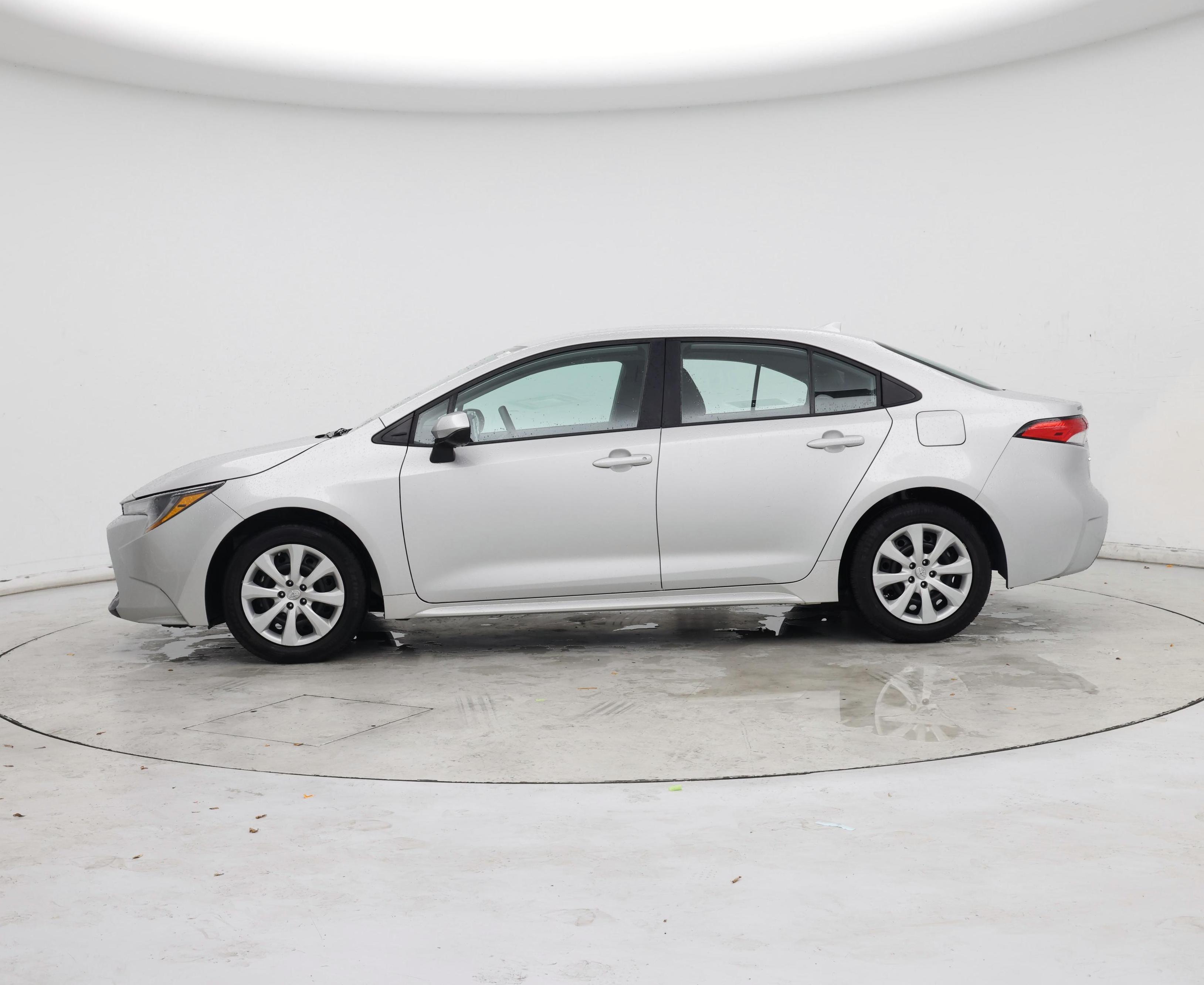 Thumbnail: 2021 Toyota Corolla - 3
