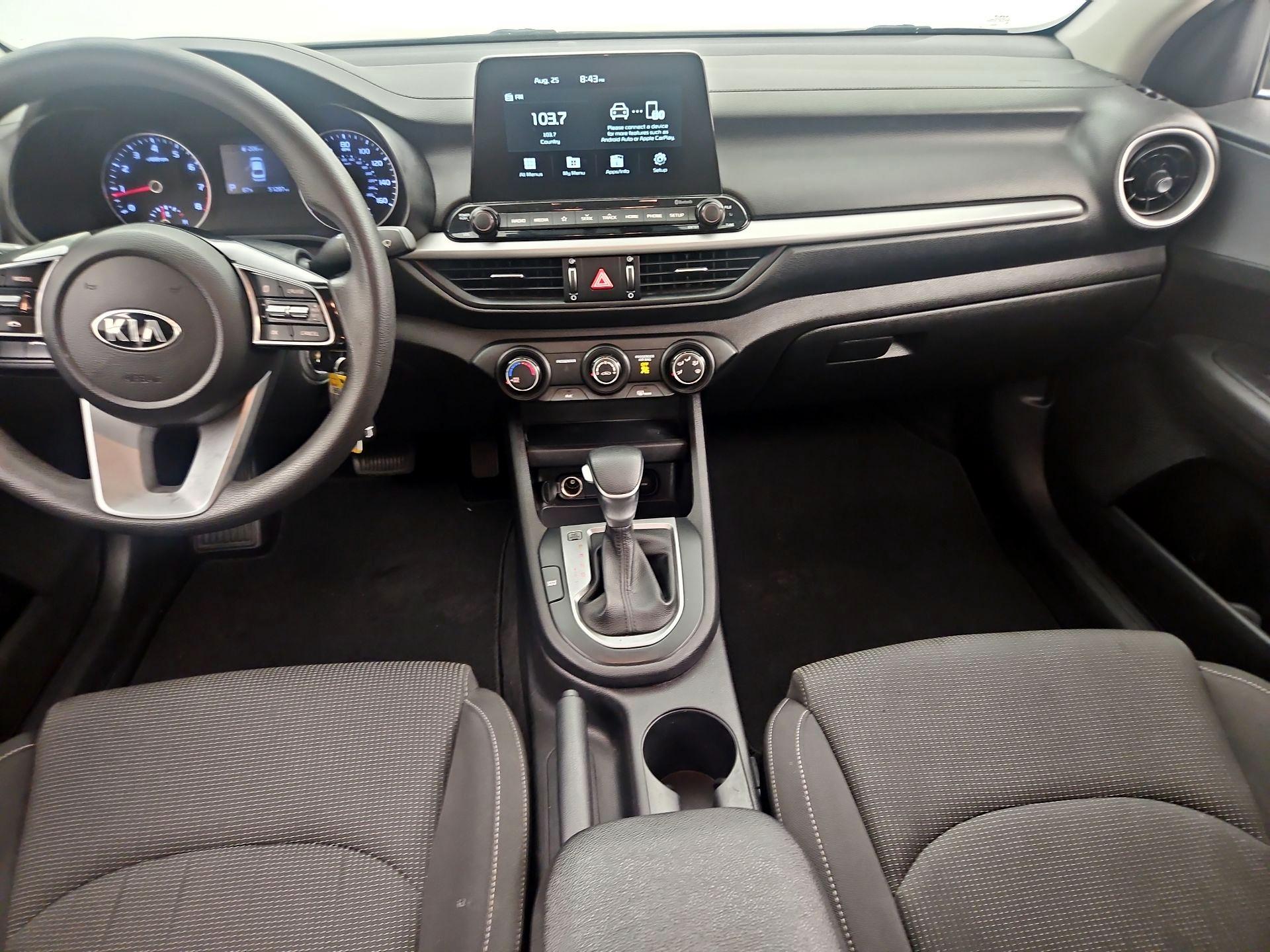 Thumbnail: 2021 Kia Forte - 9