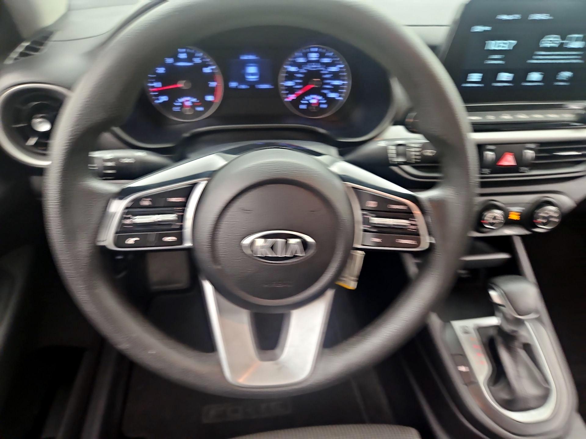 Thumbnail: 2021 Kia Forte - 10