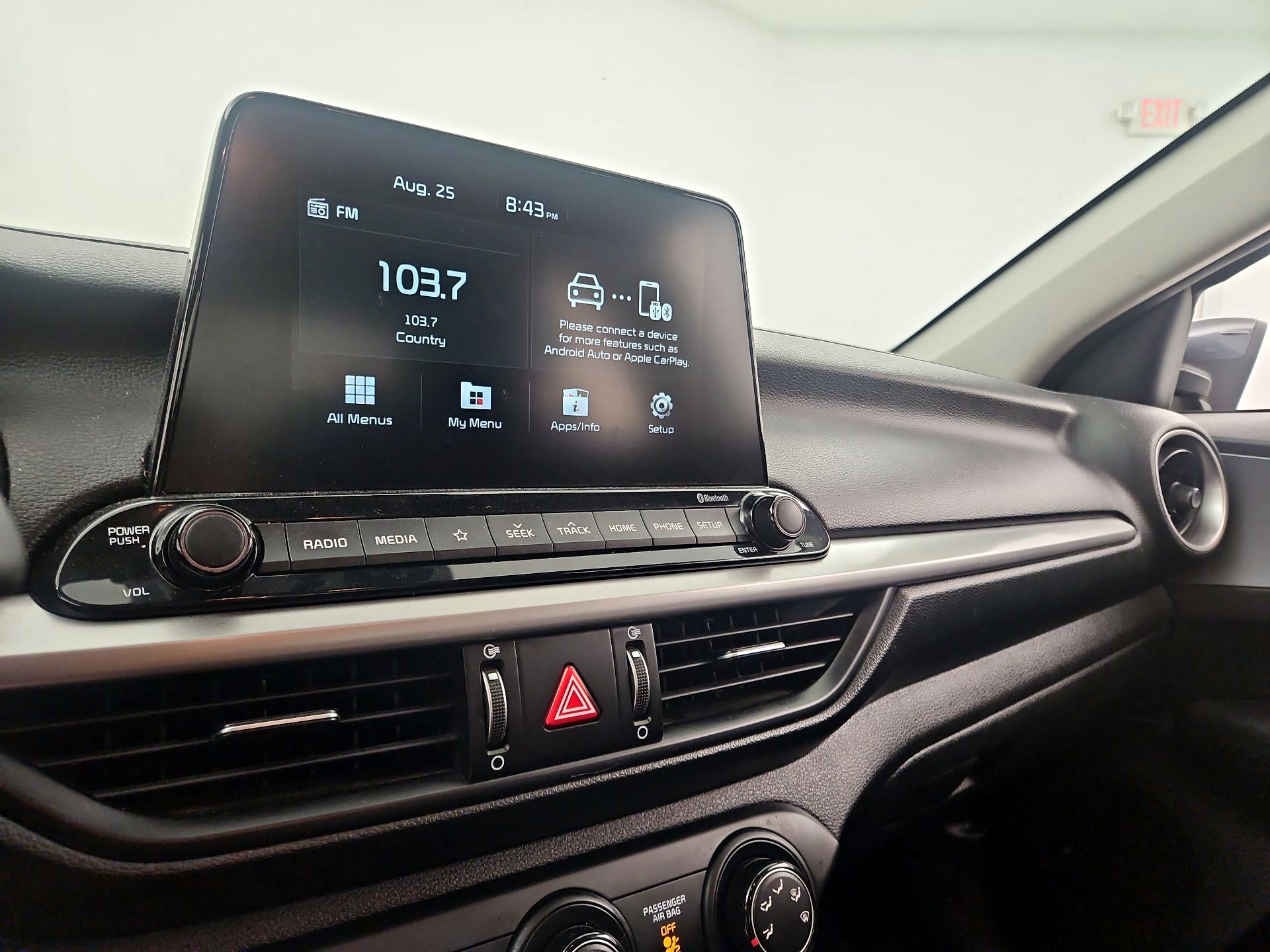 Thumbnail: 2021 Kia Forte - 15