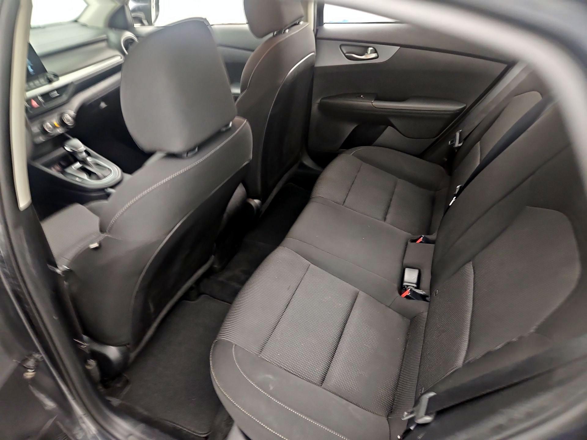 Thumbnail: 2021 Kia Forte - 19