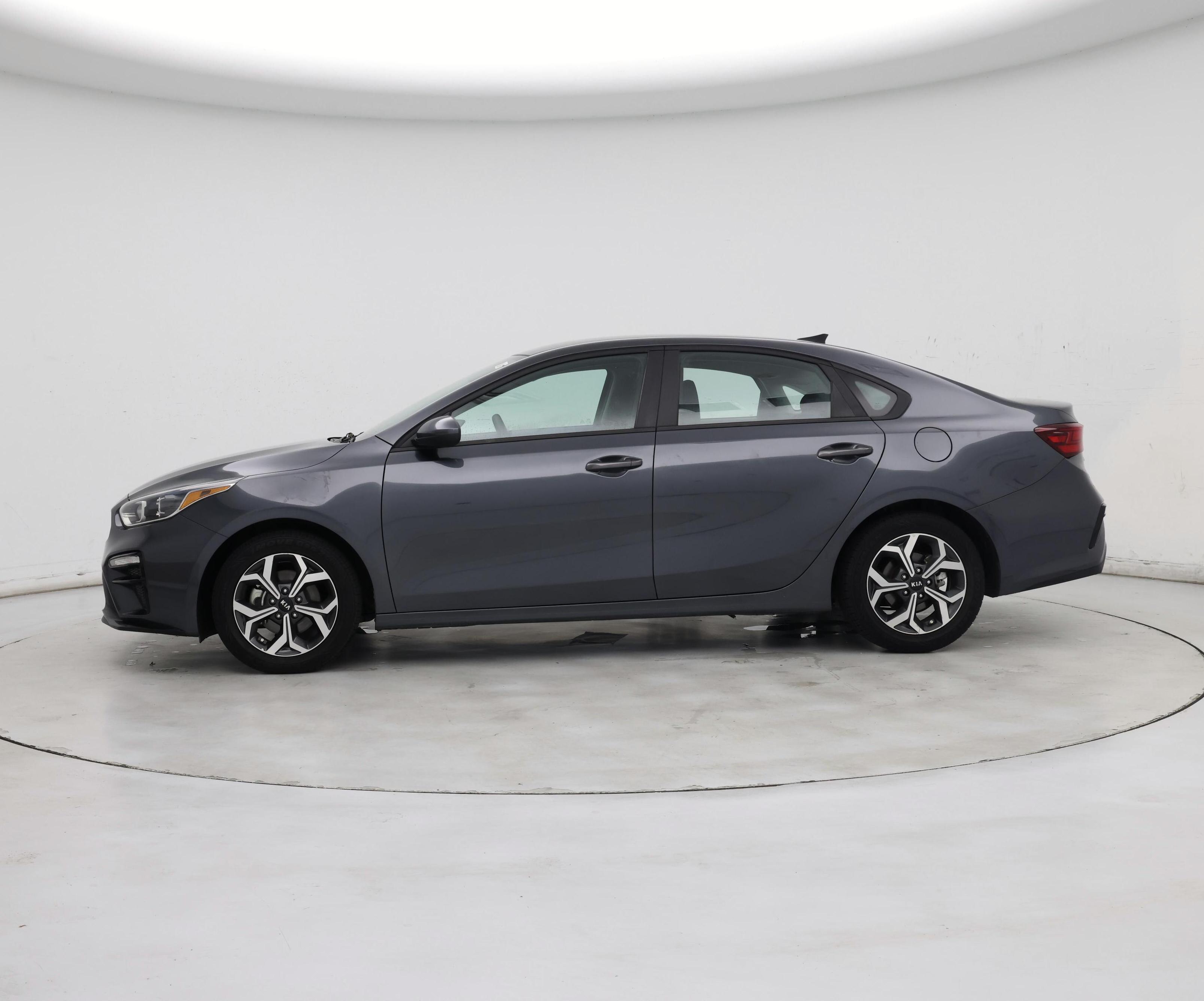 Thumbnail: 2021 Kia Forte - 3
