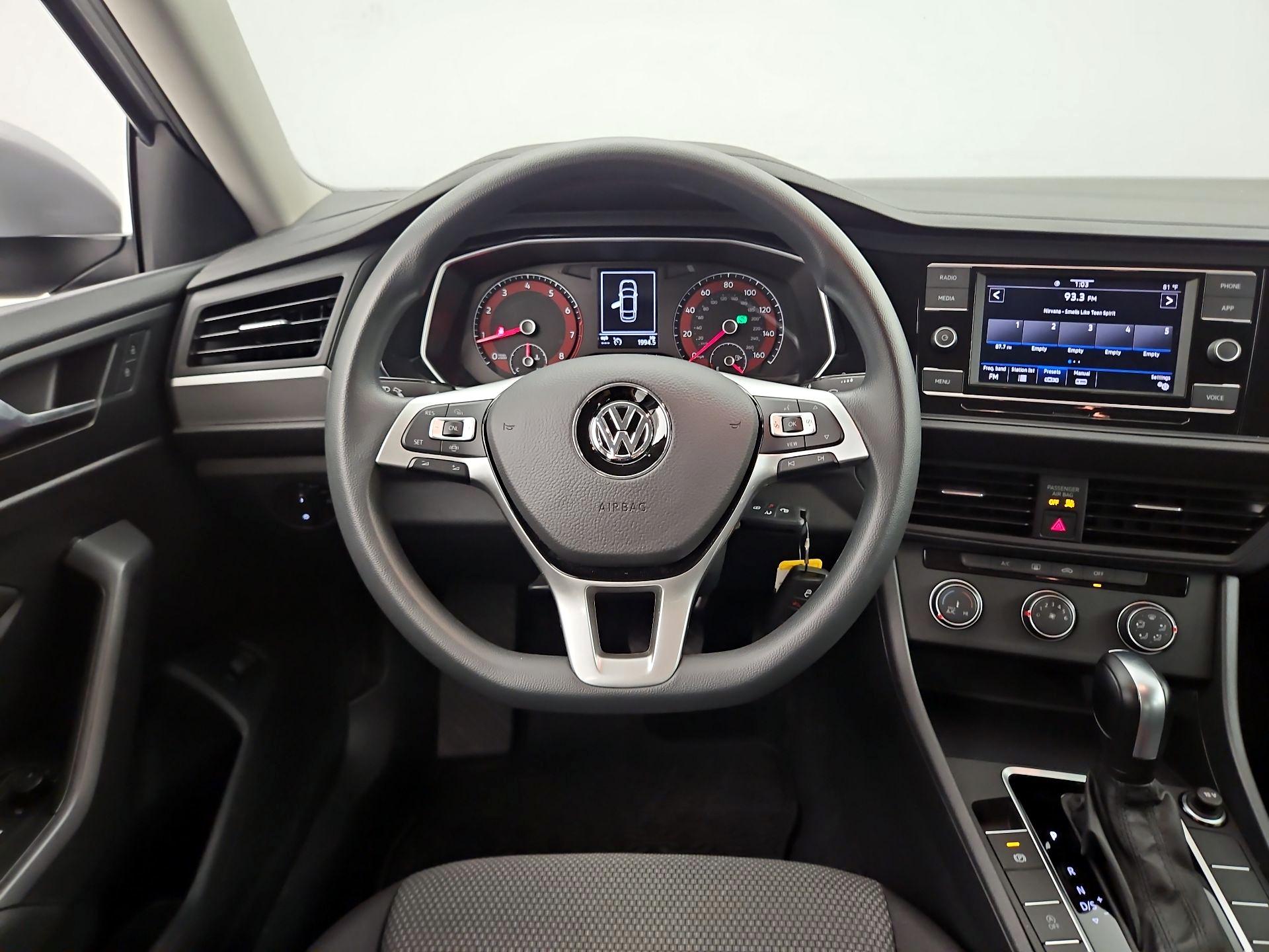 Thumbnail: 2020 Volkswagen Jetta - 10
