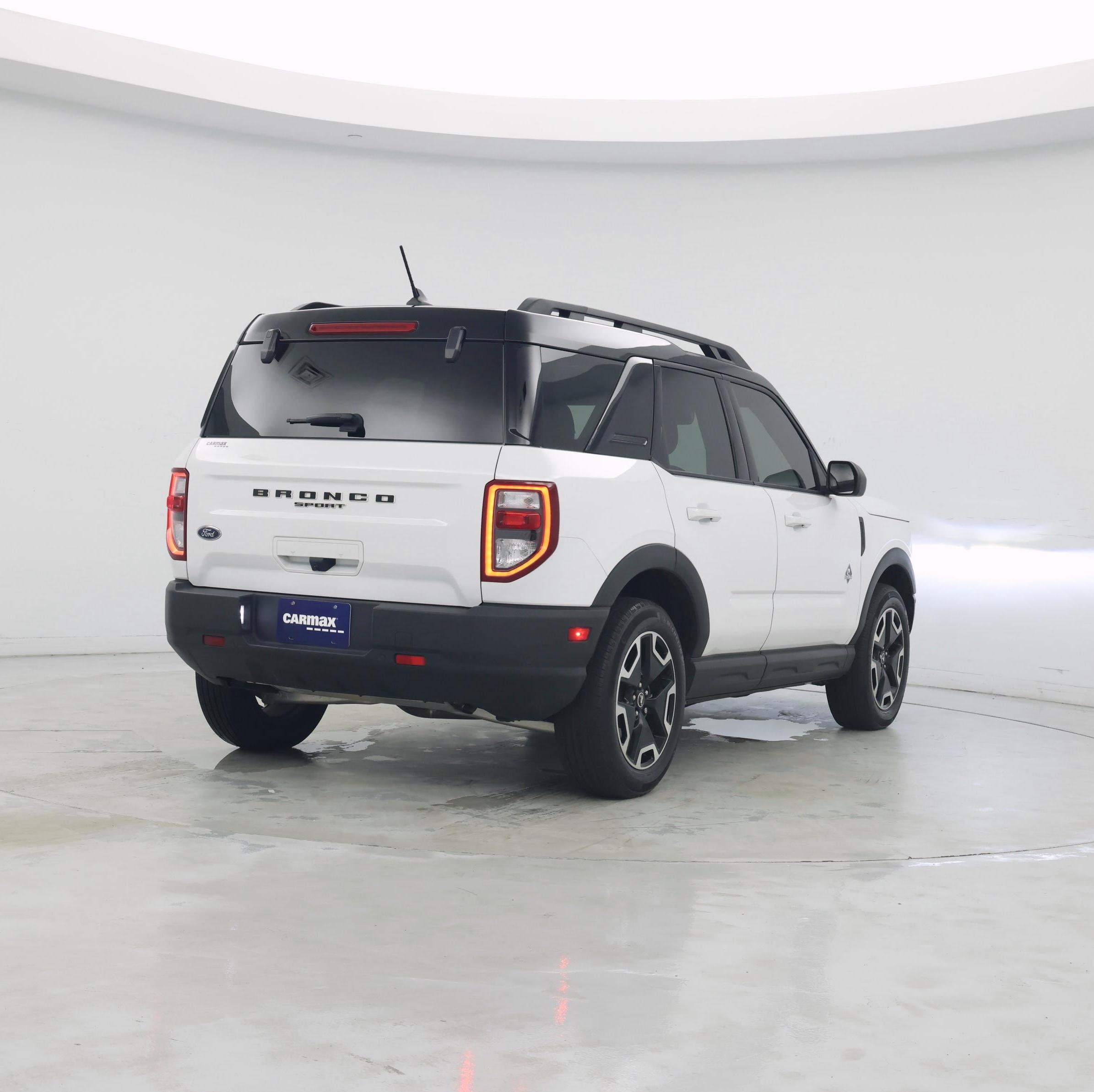 Thumbnail: 2022 Ford Bronco Sport - 8