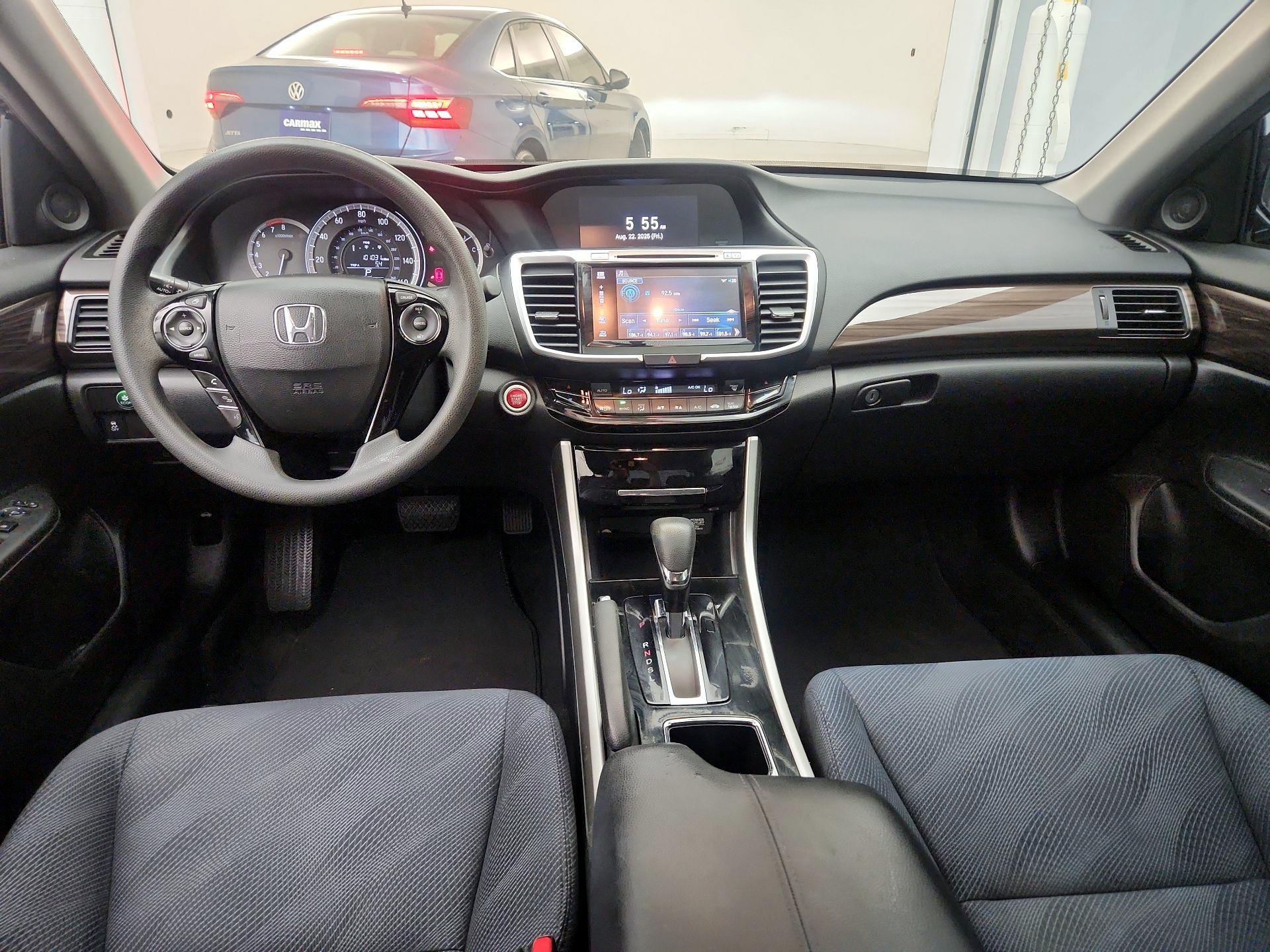 Thumbnail: 2016 Honda Accord - 9