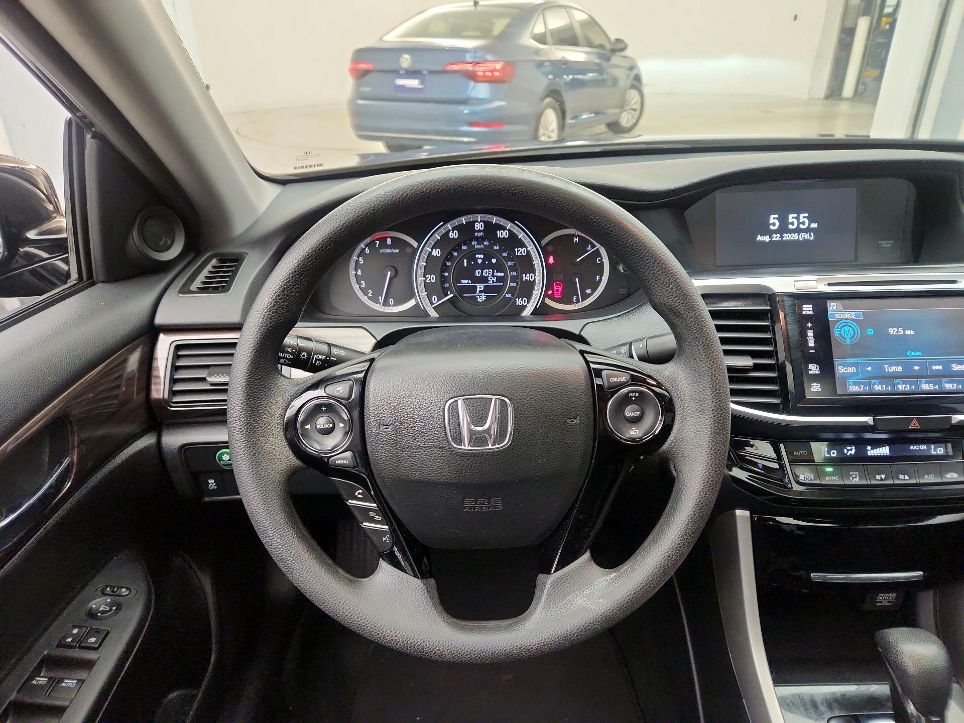 Thumbnail: 2016 Honda Accord - 10