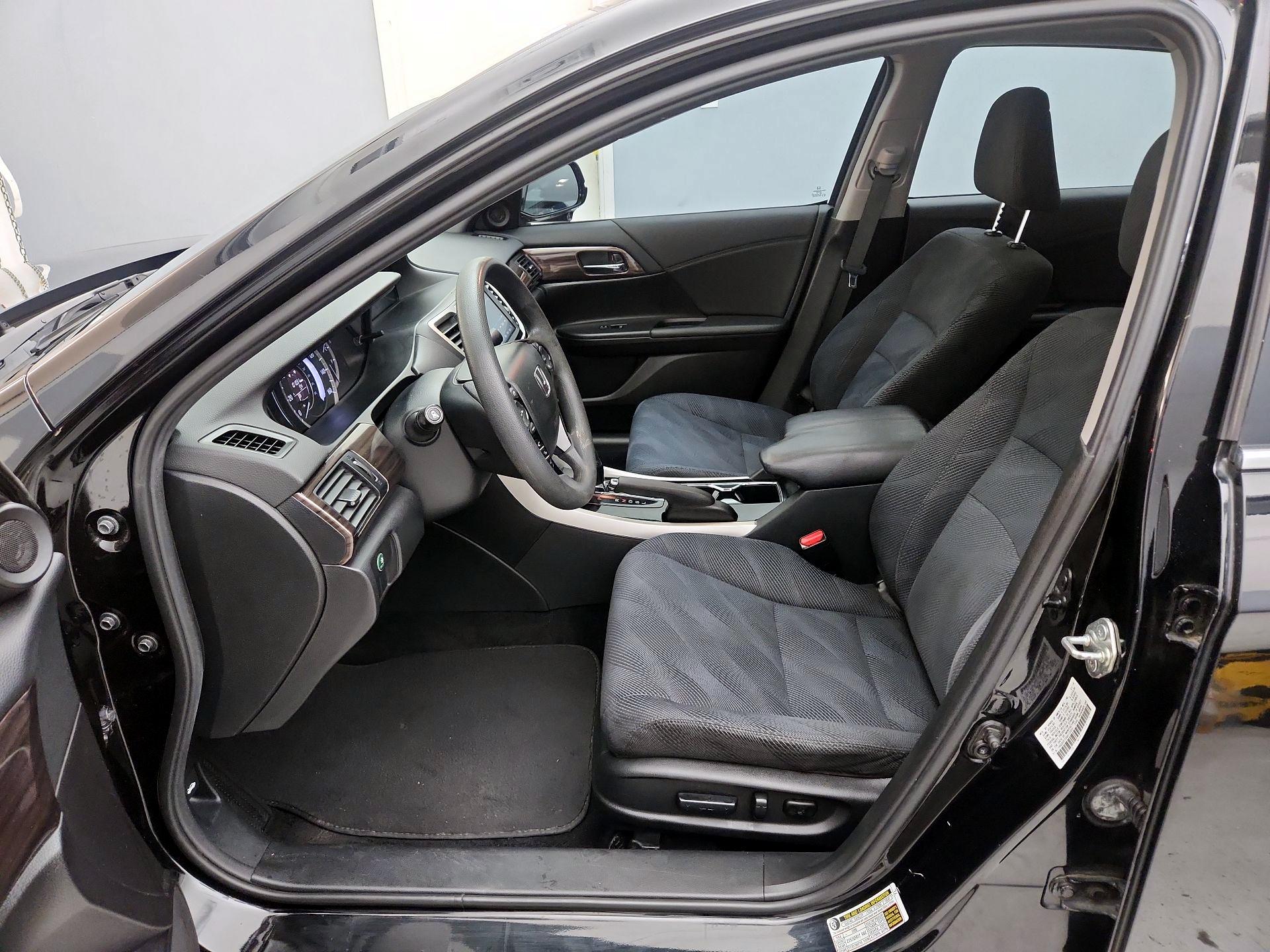 Thumbnail: 2016 Honda Accord - 11