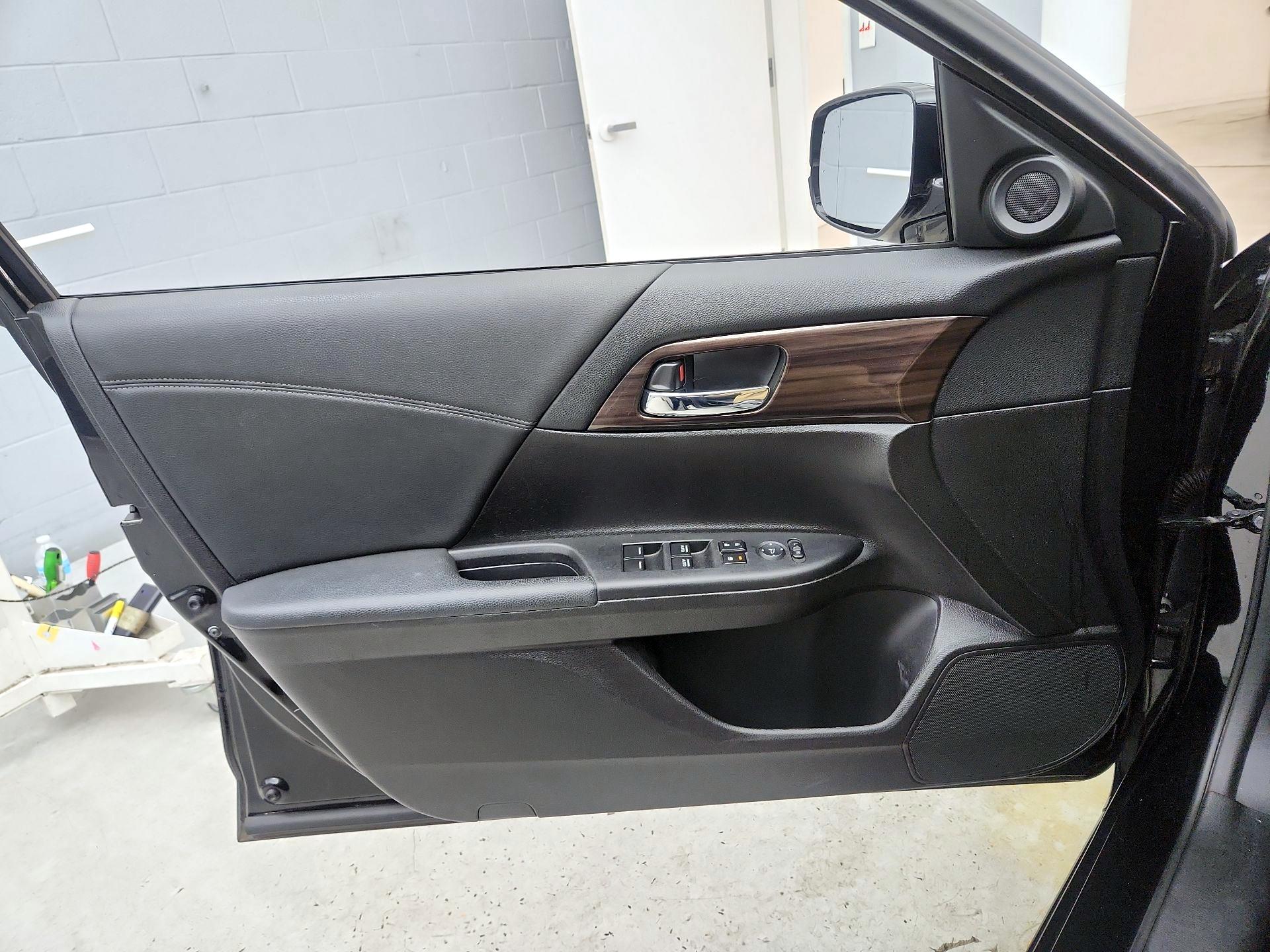 Thumbnail: 2016 Honda Accord - 12