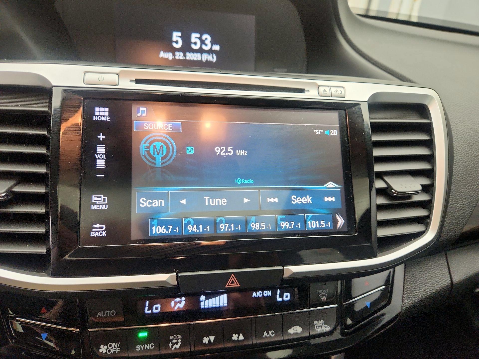 Thumbnail: 2016 Honda Accord - 15