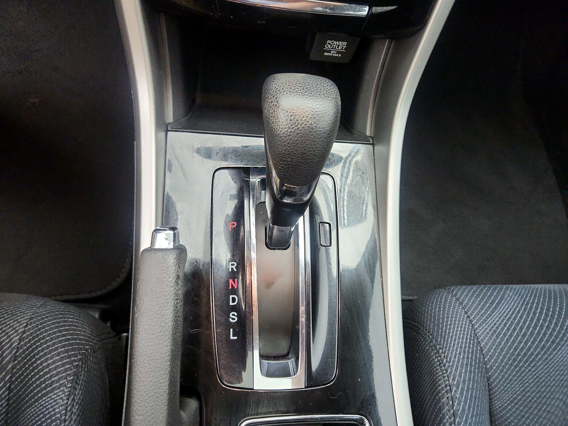 Thumbnail: 2016 Honda Accord - 17